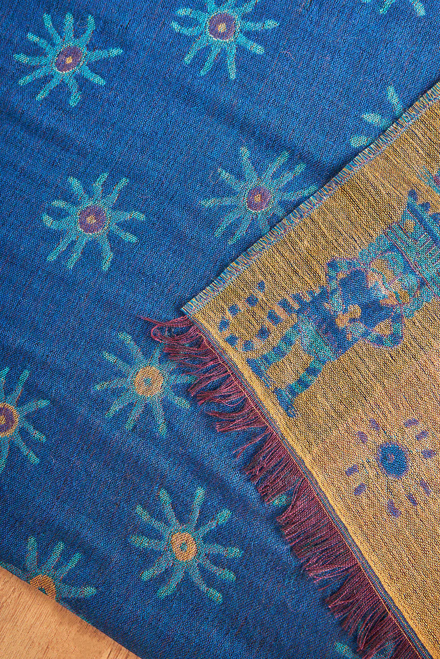 Nazca - 35 Shawl Royal Alpaca & Silk Color Blue - Image 6