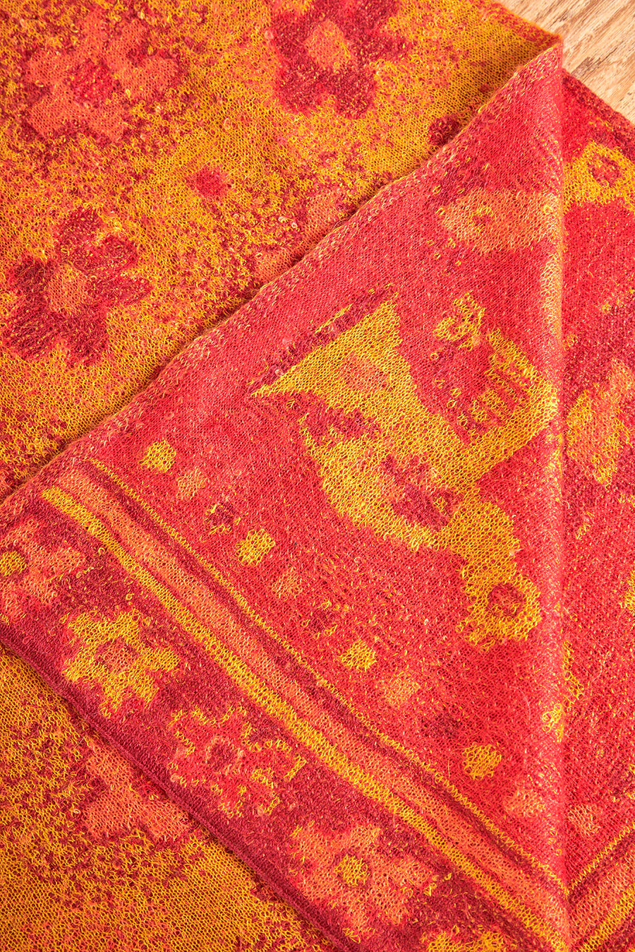 Nazca - 46 Shawl Baby Alpaca Color Red - Image 6