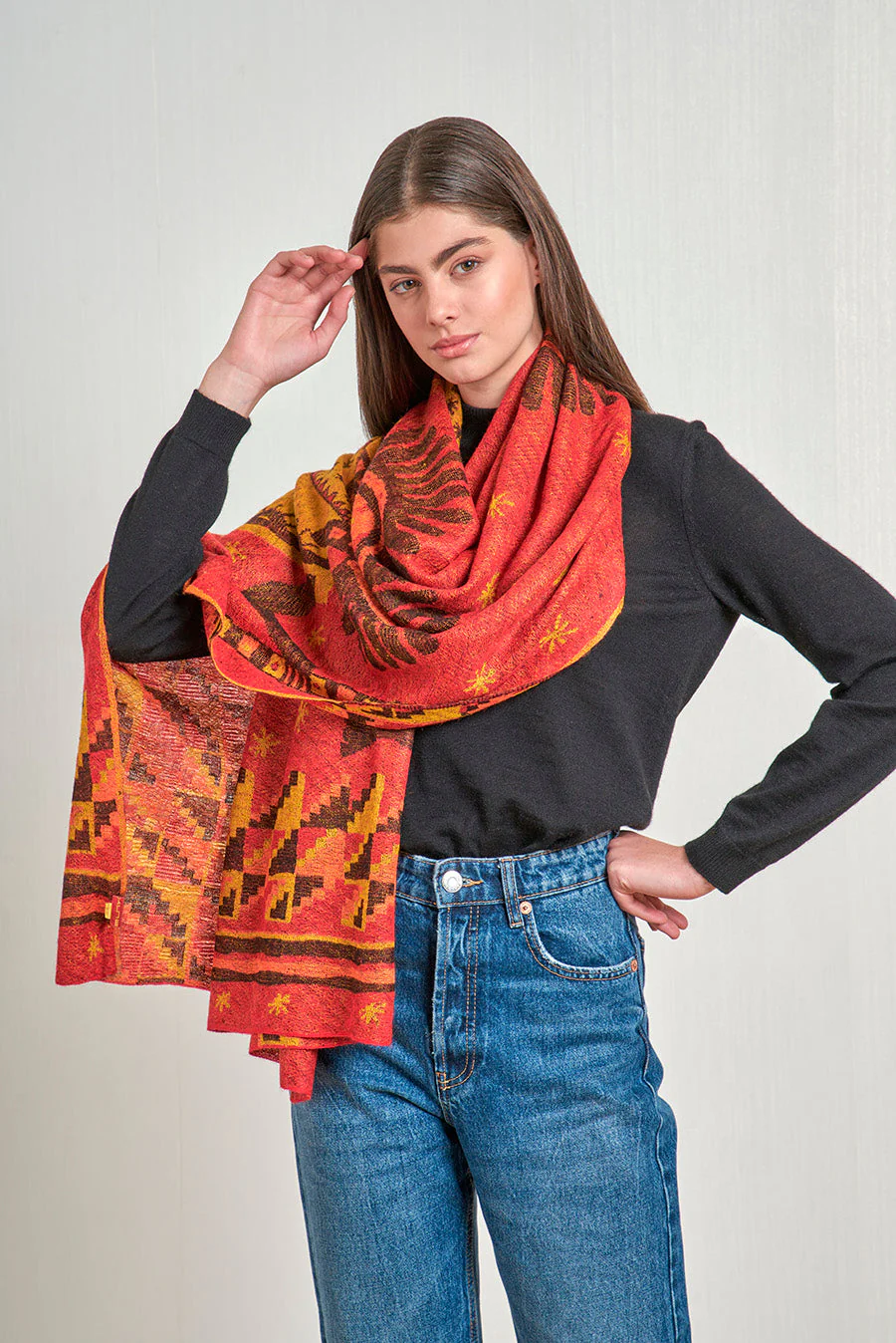 Nazca - 50 Shawl Baby Alpaca Color Red - Image 4