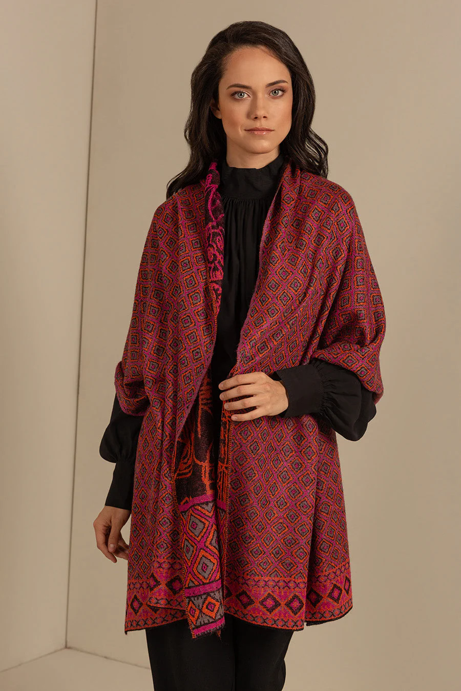 Nazca - 51 Shawl Baby Alpaca Color Red - Image 4
