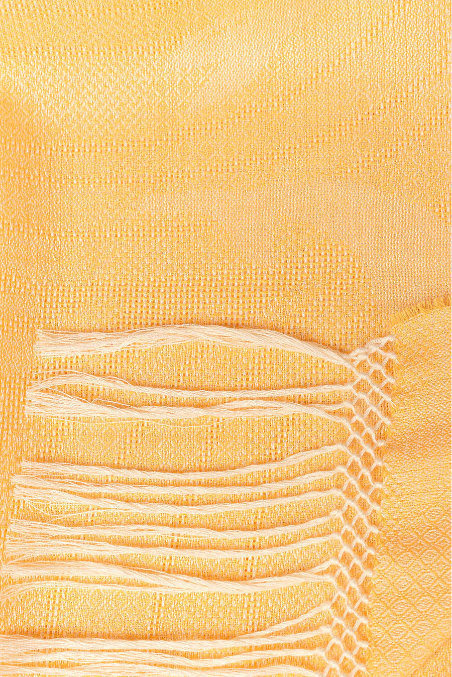 Ultramarino Shawl Baby Alpaca Color Amarillo Claro - Image 4