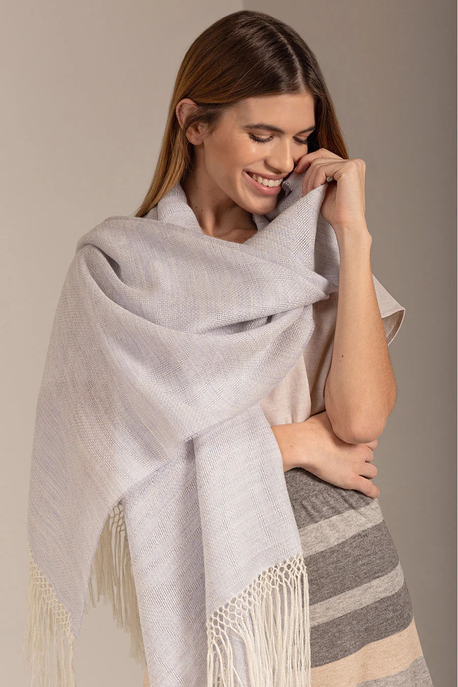 Ultramarino Shawl Baby Alpaca Color Blue Claro