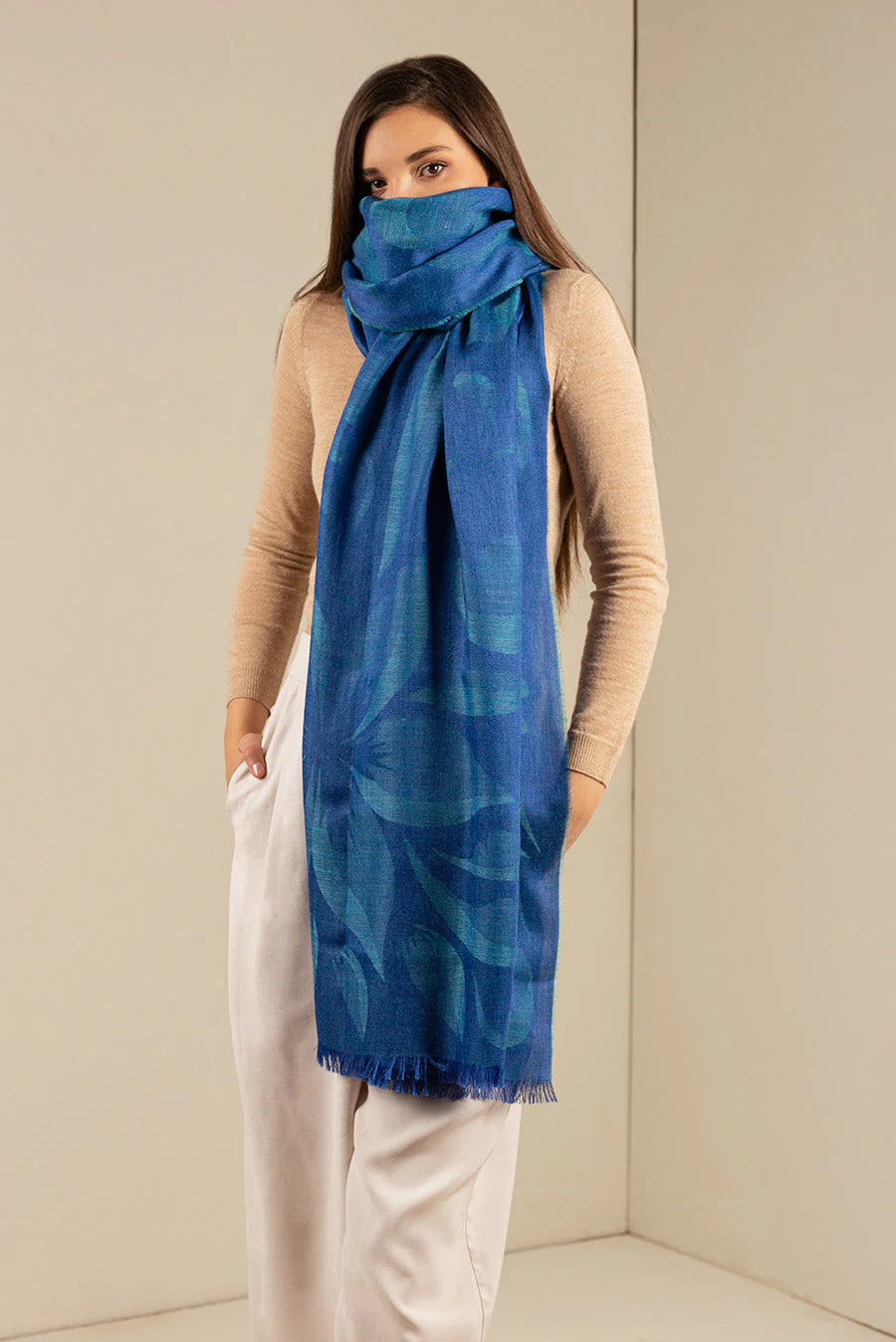 Urday Shawl Baby Alpaca Color Blue