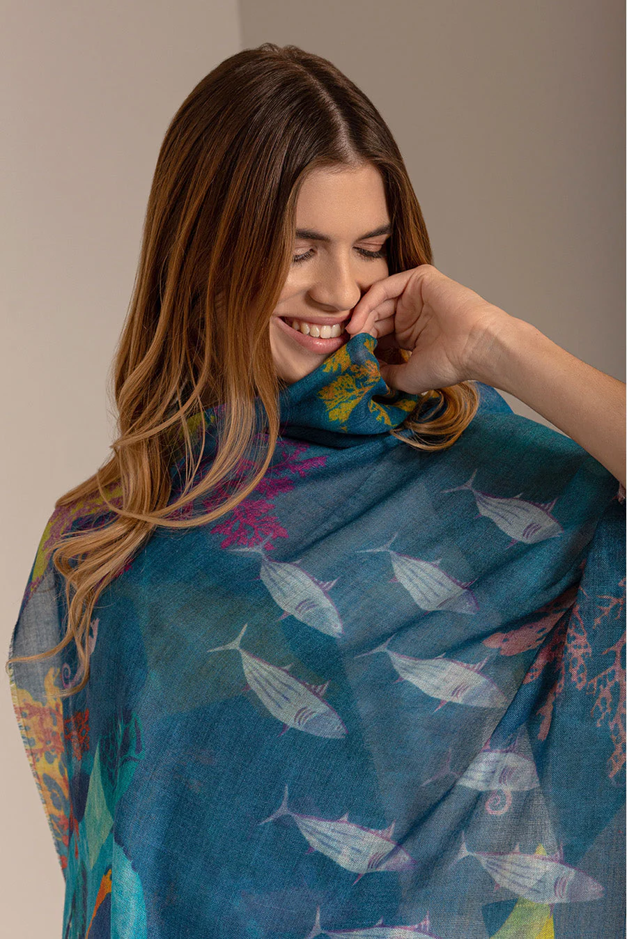 Usuario Shawl Baby Alpaca Color Multicolor - Image 3