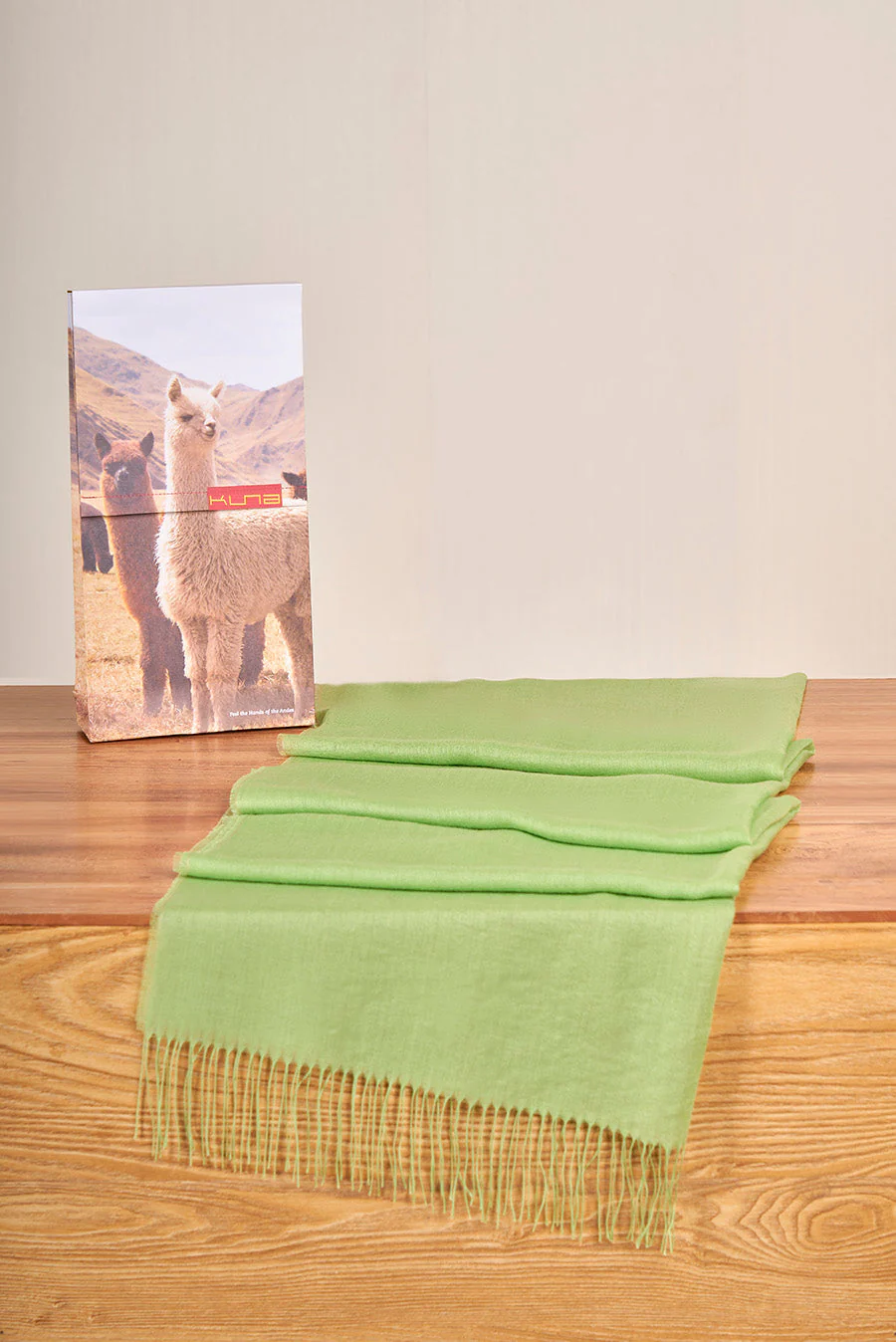 Vercorin Shawl Baby Alpaca Color Melon - Image 3