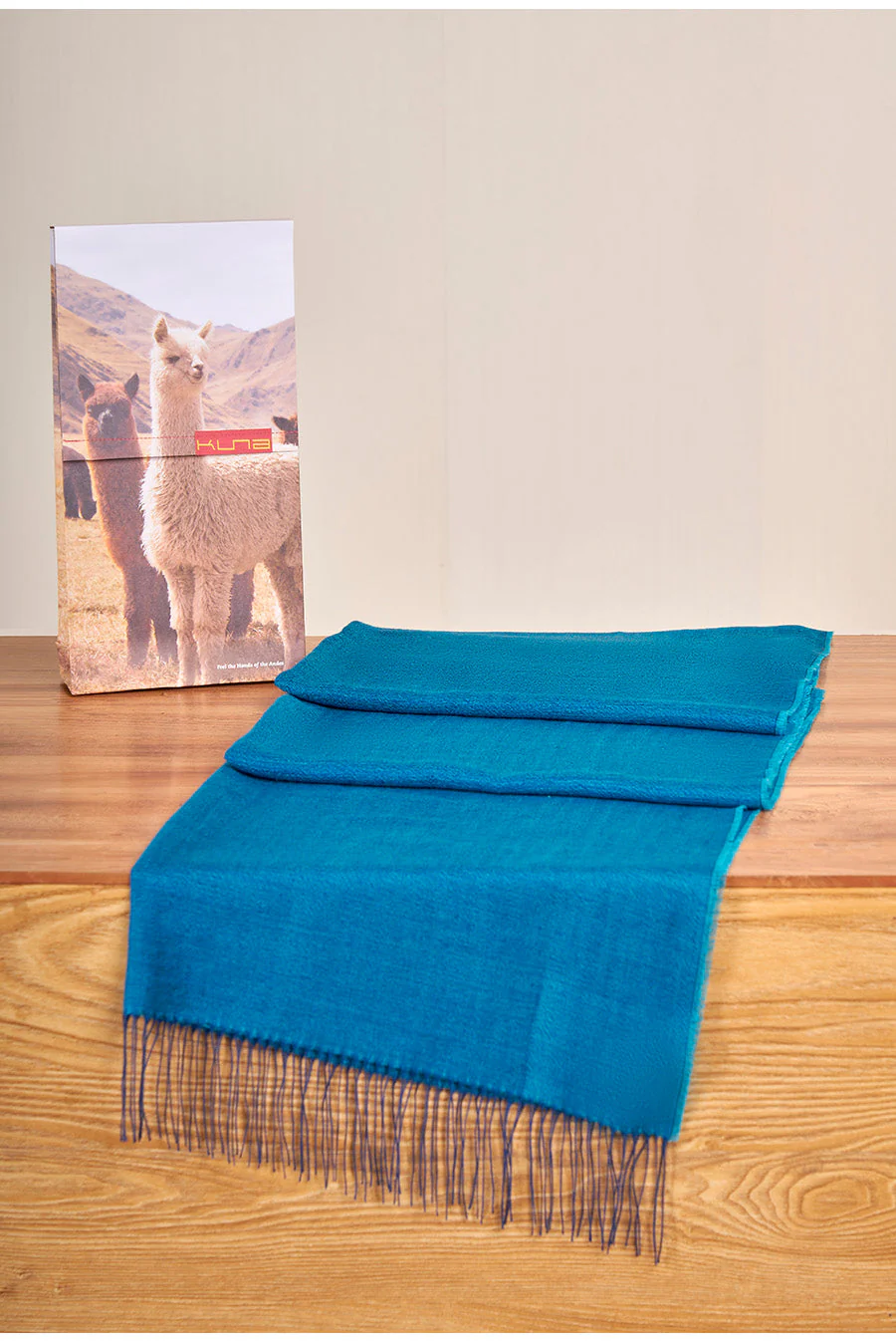 Votre Shawl Baby Alpaca Color Blue - Image 3