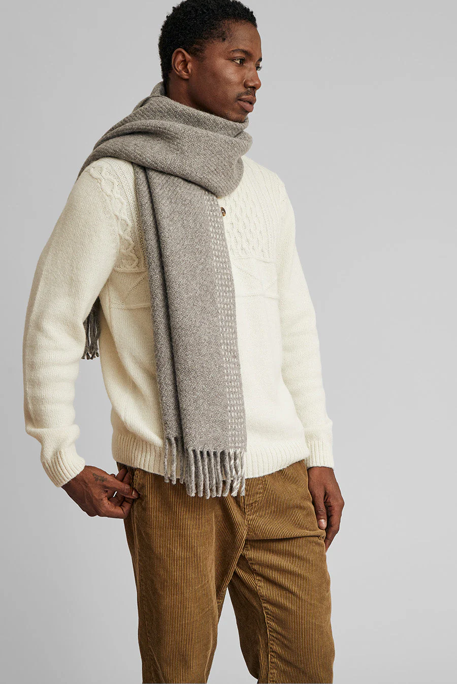 Wessel Shawl Baby Alpaca Color Grey - Image 4