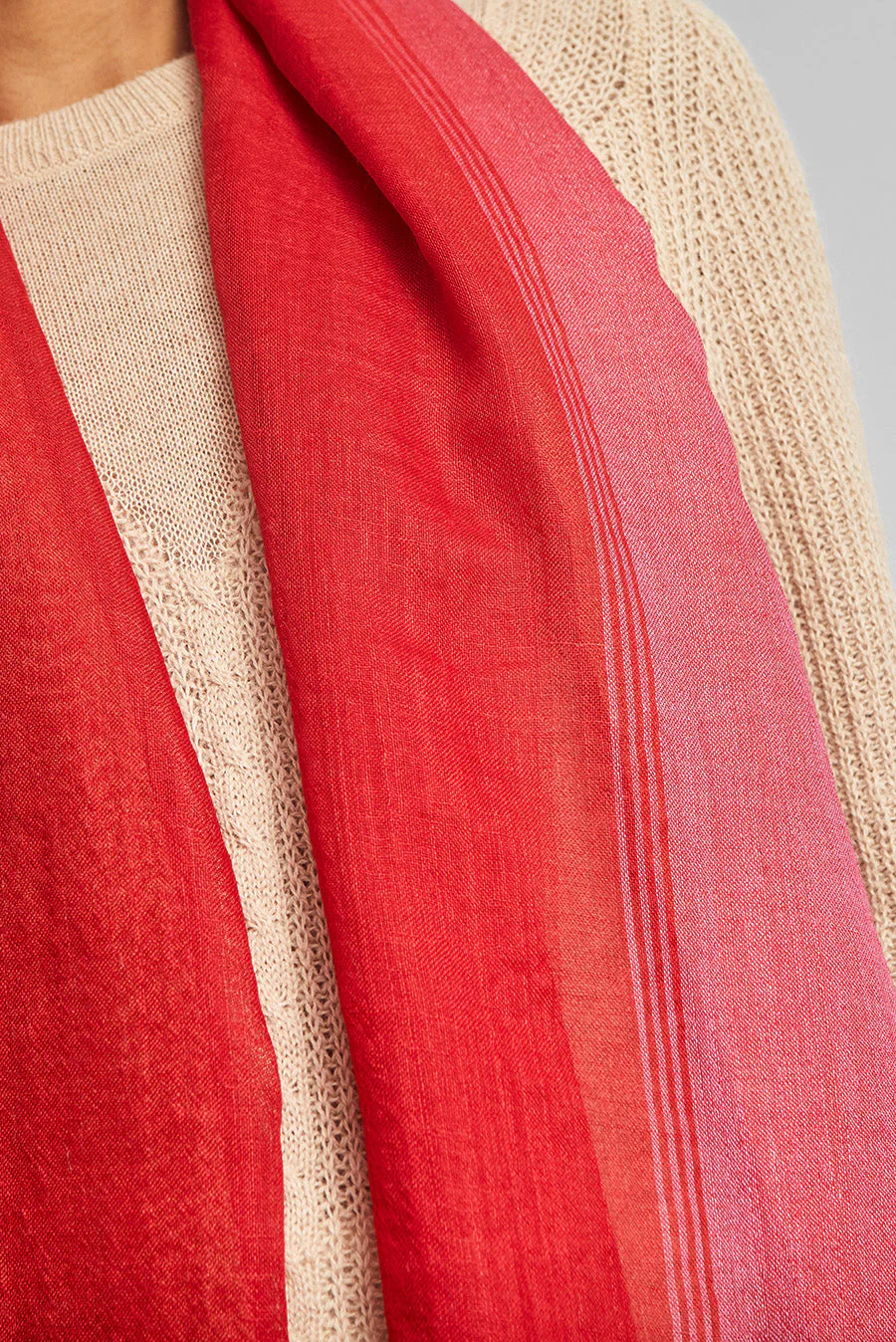 Wessex Shawl Baby Alpaca Color Red - Image 3