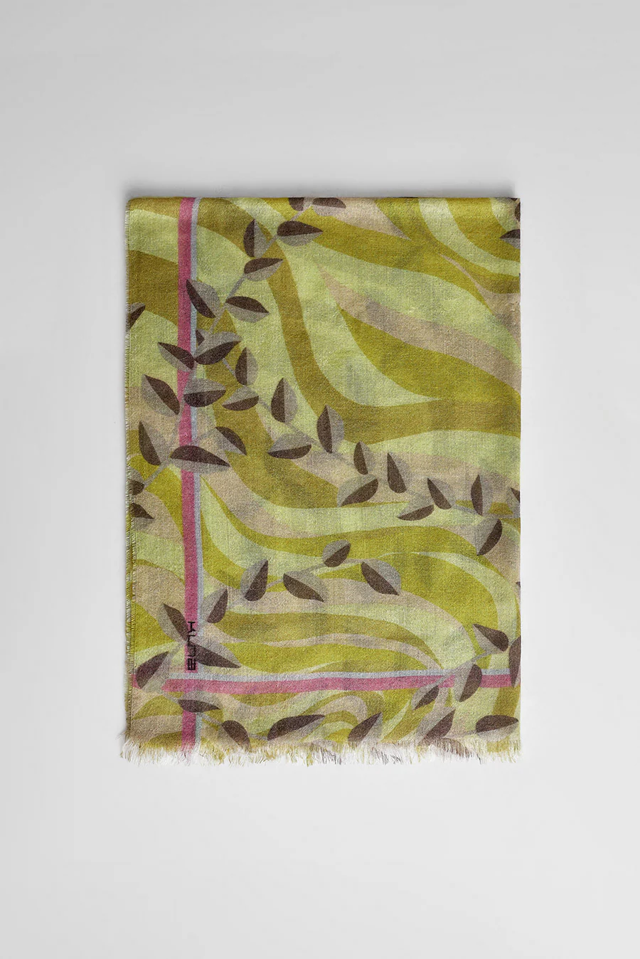 Winelight Shawl Baby Alpaca Color Yellow - Image 2
