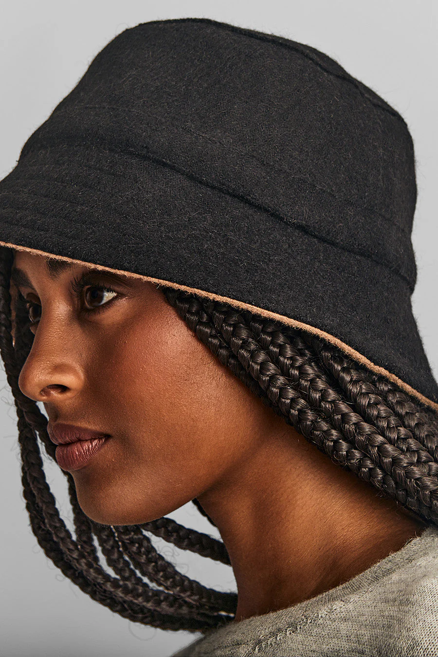 Wiggle Hat Baby Alpaca Color Black & Vicuna - Image 9
