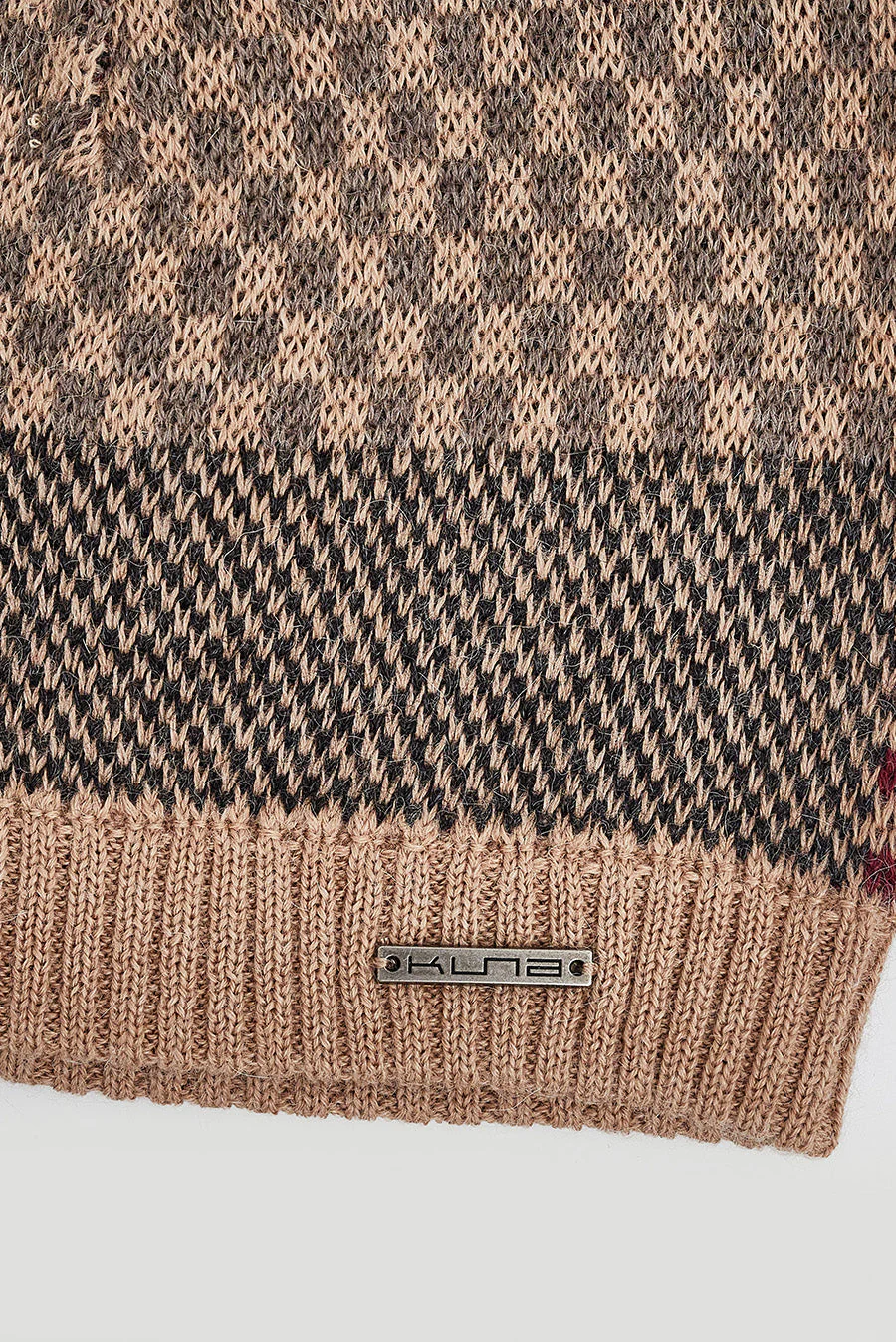 Wilfred Hat Baby Alpaca Color Chanterelle - Image 6