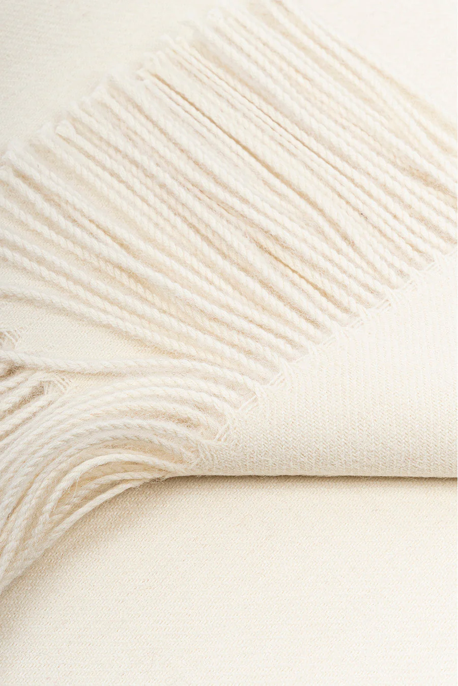 Jet Blanket Baby Alpaca Color Ecru - Image 4