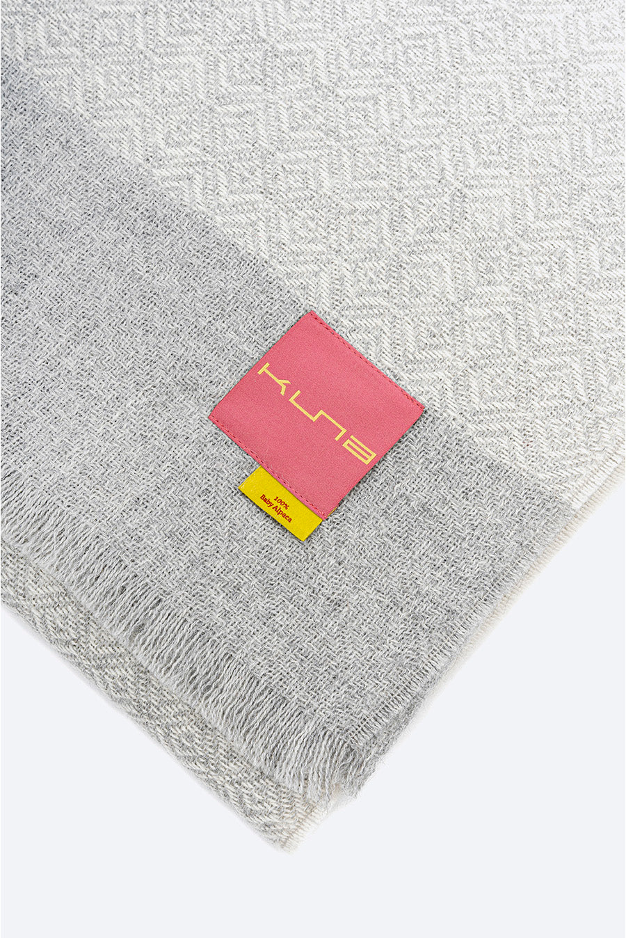 Vrac Blanket Baby Alpaca Color Grey Claro - Image 4
