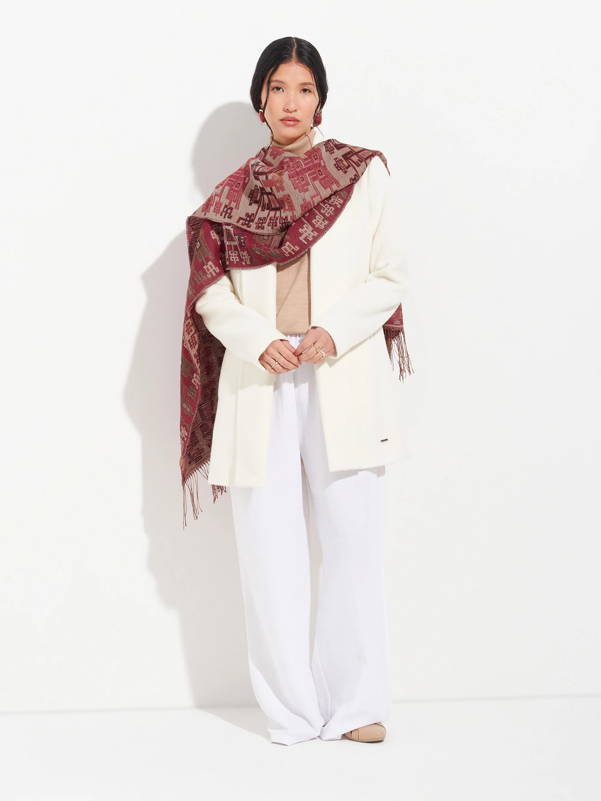 Nazca - 52 Shawl Baby Alpaca Color Red - Image 4