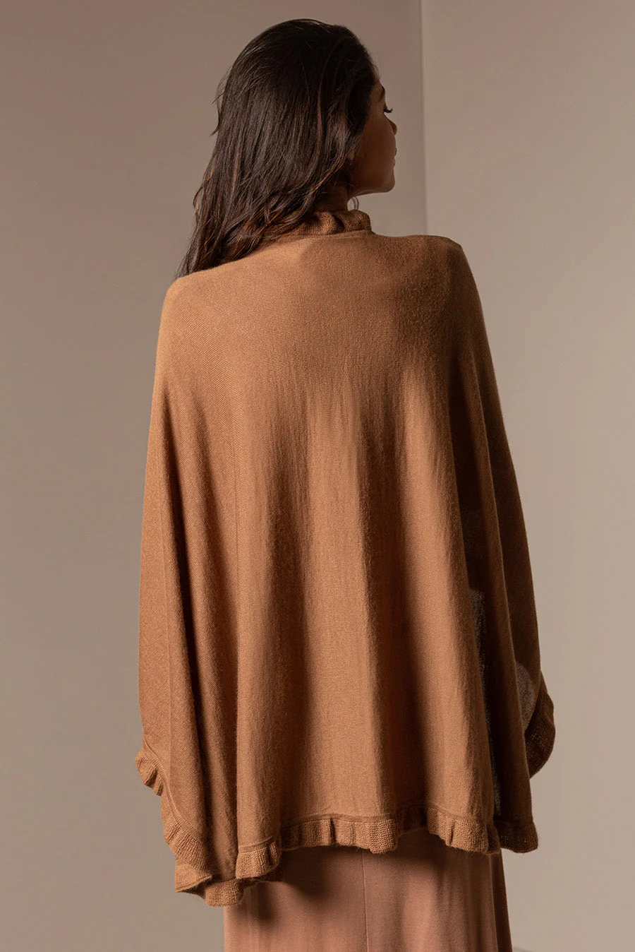 Bromelia Poncho Alpaca 16 Color Camel - Image 2