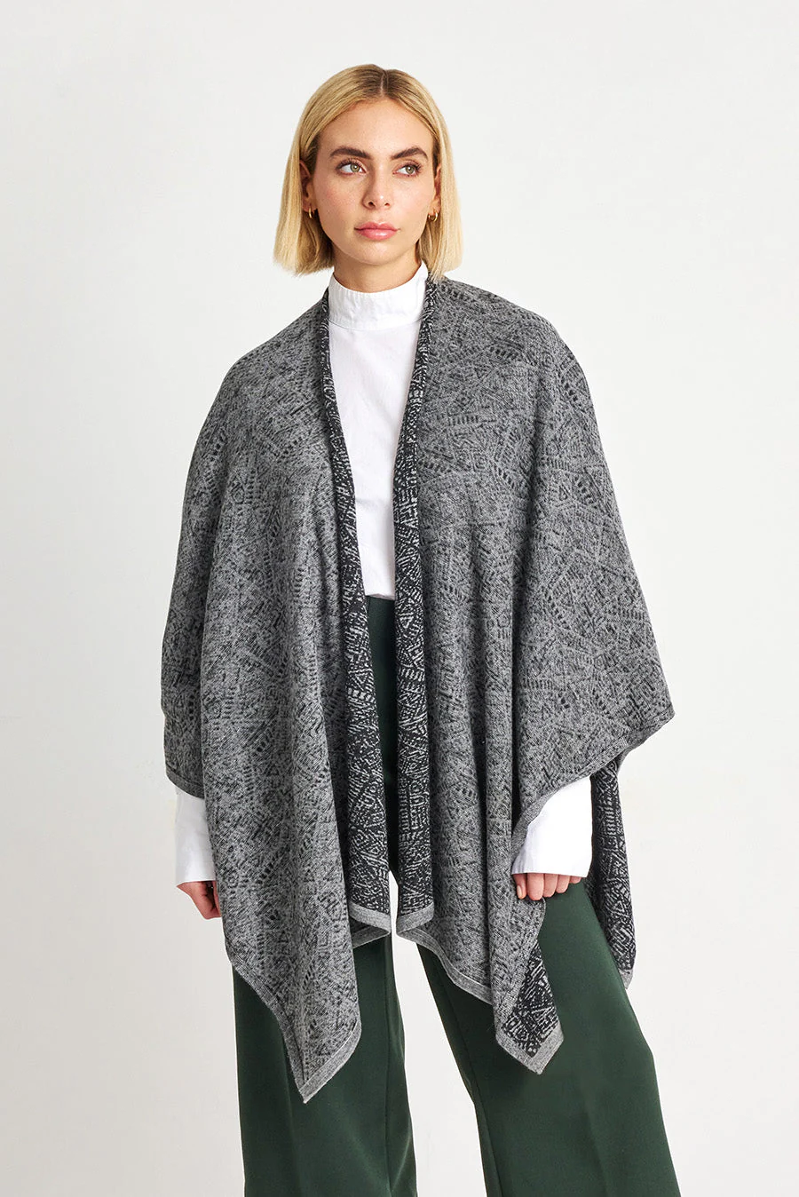 Web Poncho Baby Alpaca Color Nuage - Image 7