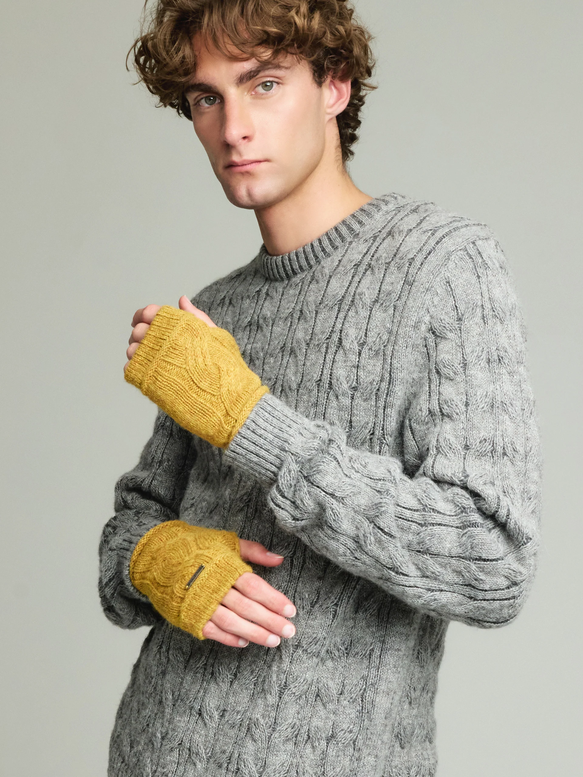 Rita Gloves Baby Alpaca Color Yellow - Image 4