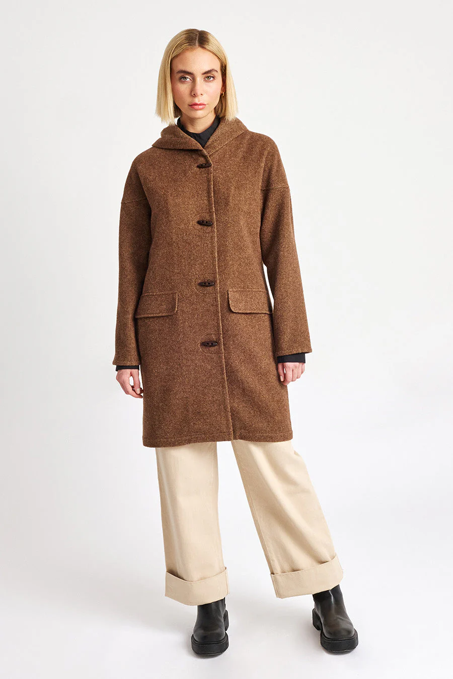 Wang Coat Baby Alpaca Color Marrón - Image 4