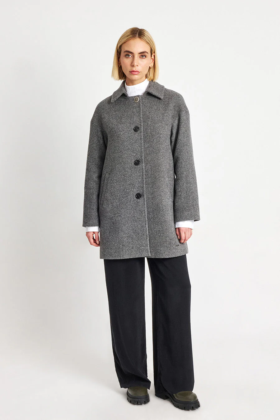 Windy Coat Baby Alpaca Color Grey - Image 4