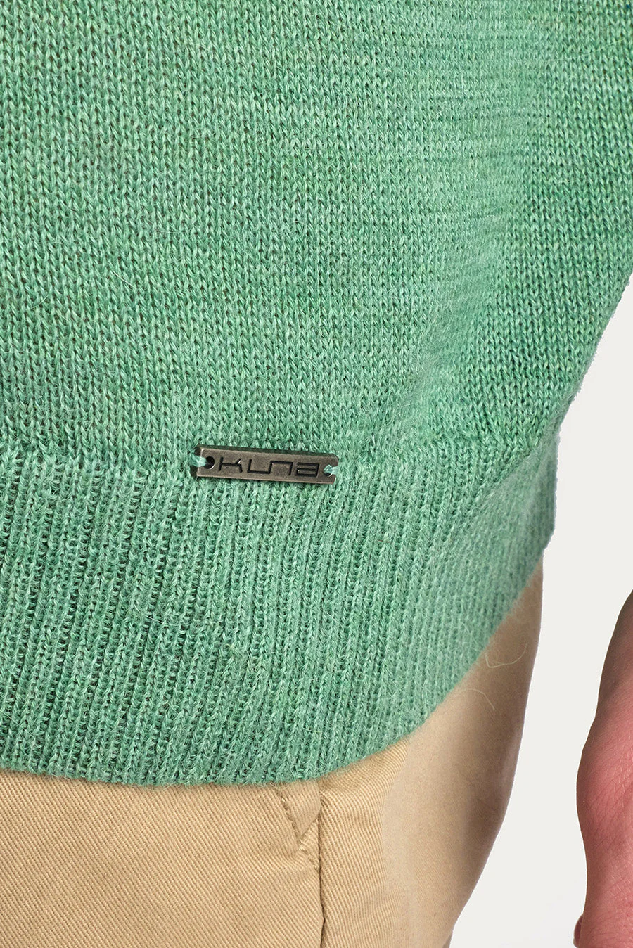 Alaska Sweater Baby Alpaca Color Basil - Image 5