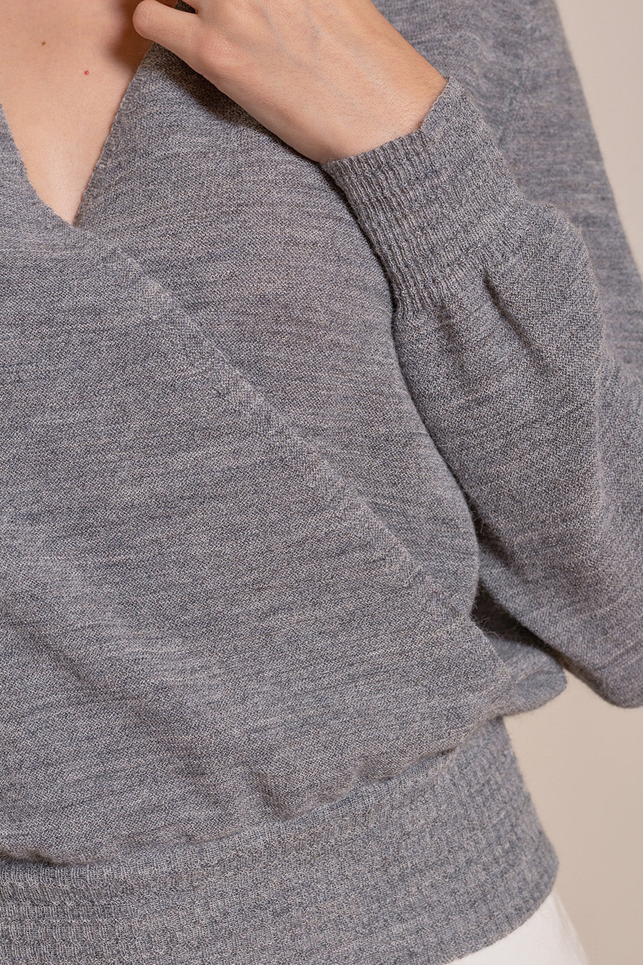 Violin Sweater Baby Alpaca Color Smoke - Image 4