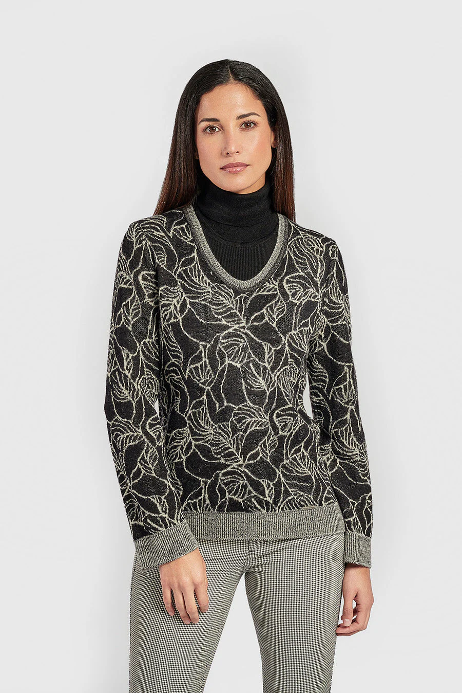 Weiss Sweater Baby Alpaca Color B&W - Image 3