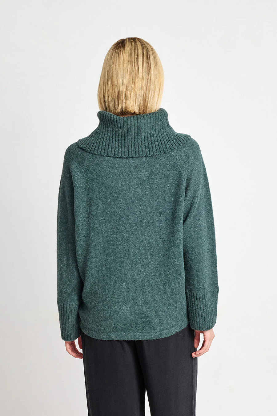 Westside Sweater Baby Alpaca Color Blackforest - Image 3