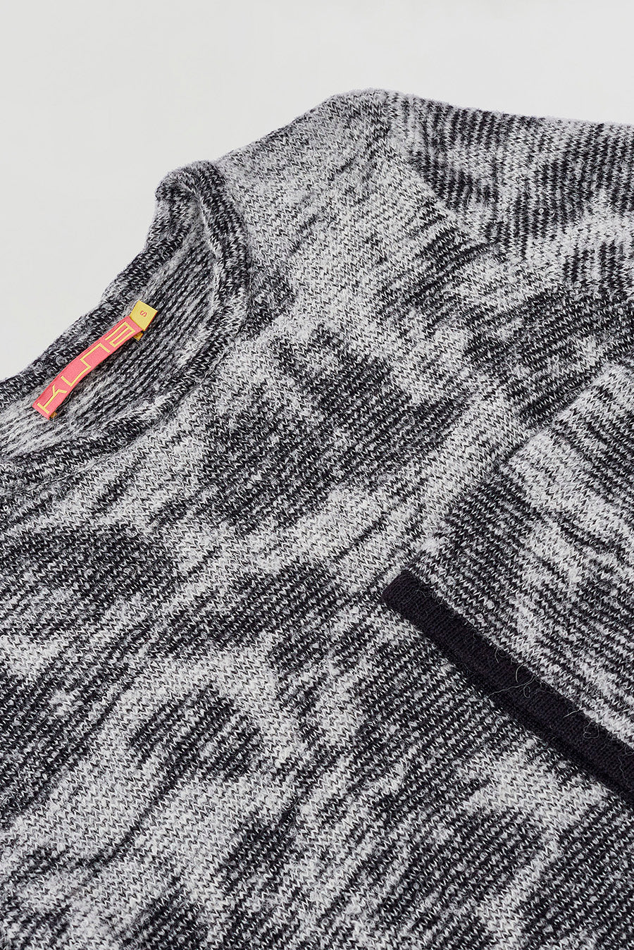 Wild Sweater Baby Alpaca Color B&W - Image 5