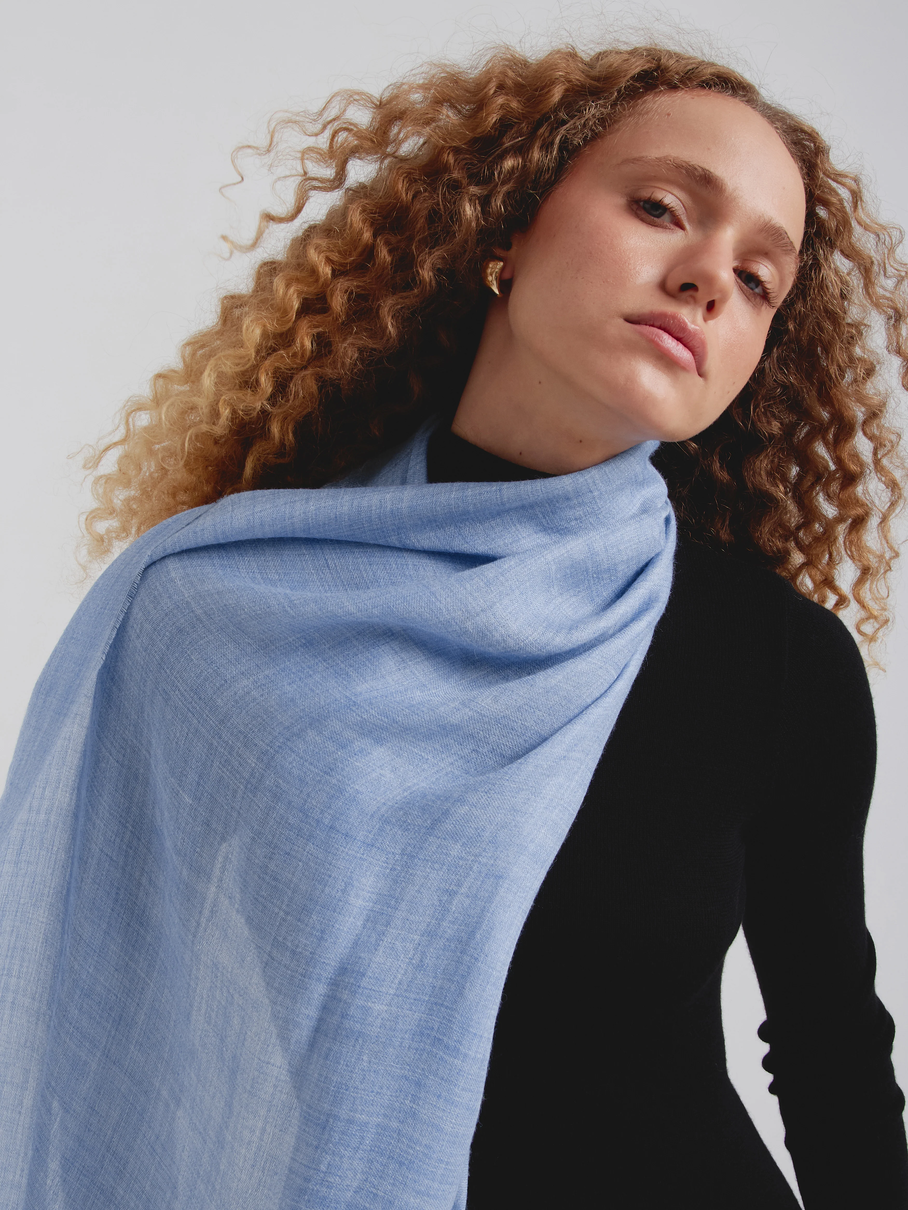 Teaberry Shawl Baby Alpaca Color Sky Blue - Image 3