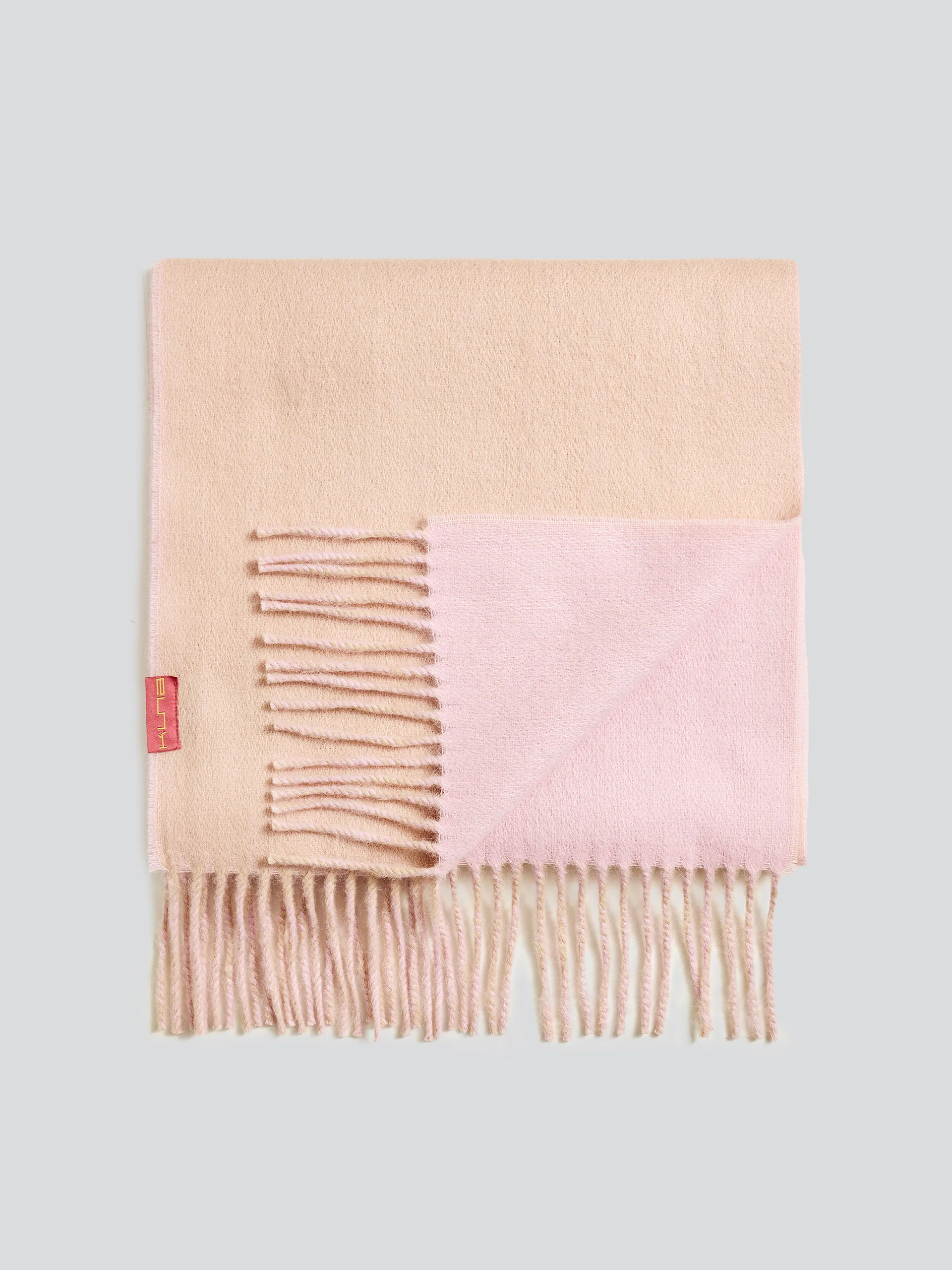 Tundra Scarf Baby Alpaca Color Pink - Image 2