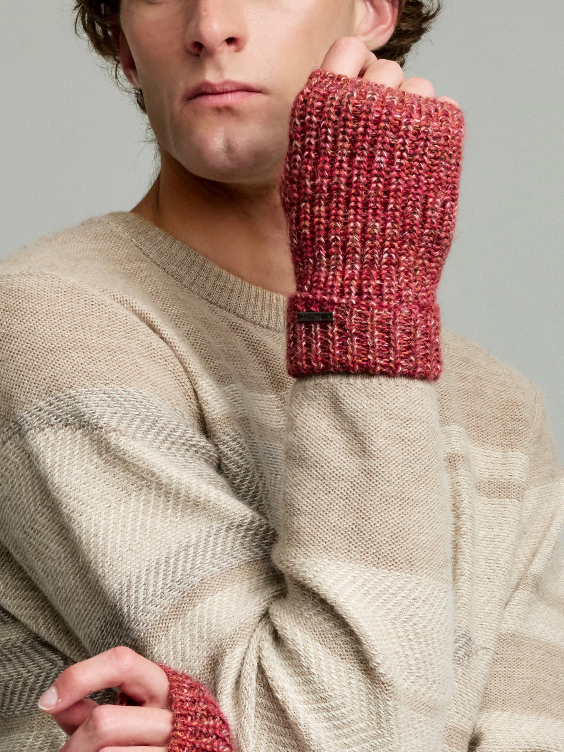 Ubicate Gloves Gloves Baby Alpaca Color Red - Image 5