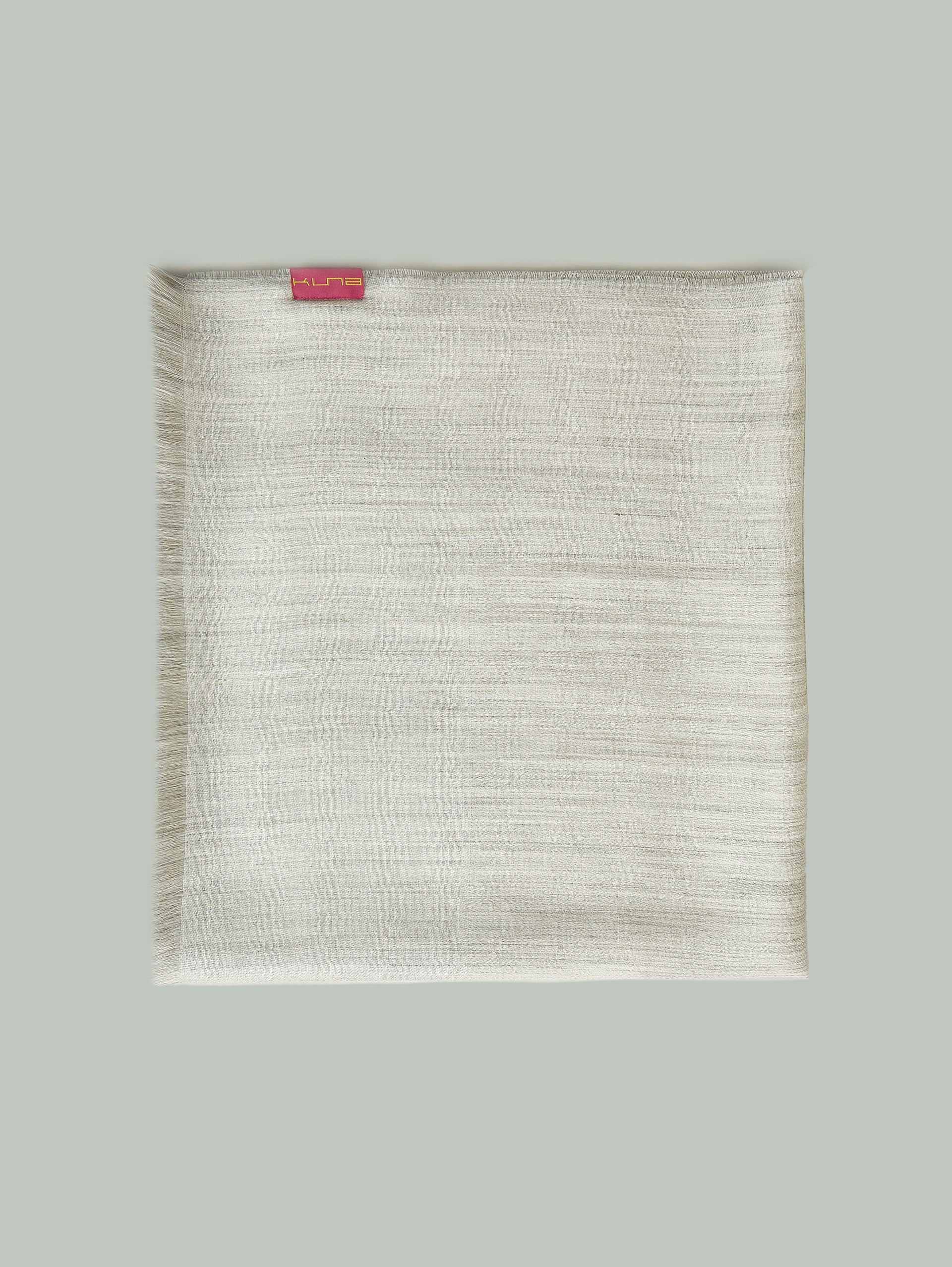 Vaes Shawl Baby Alpaca Color Grey - Image 2
