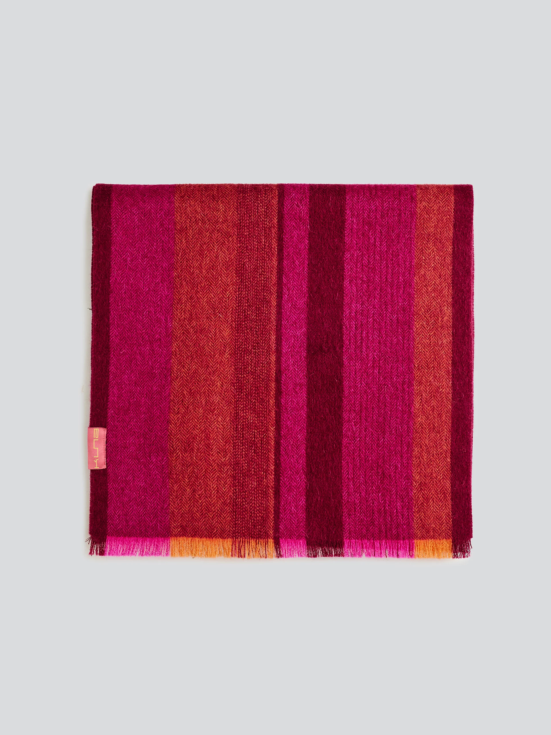 Valter Scarf Baby Alpaca Color Fuchsia - Image 2