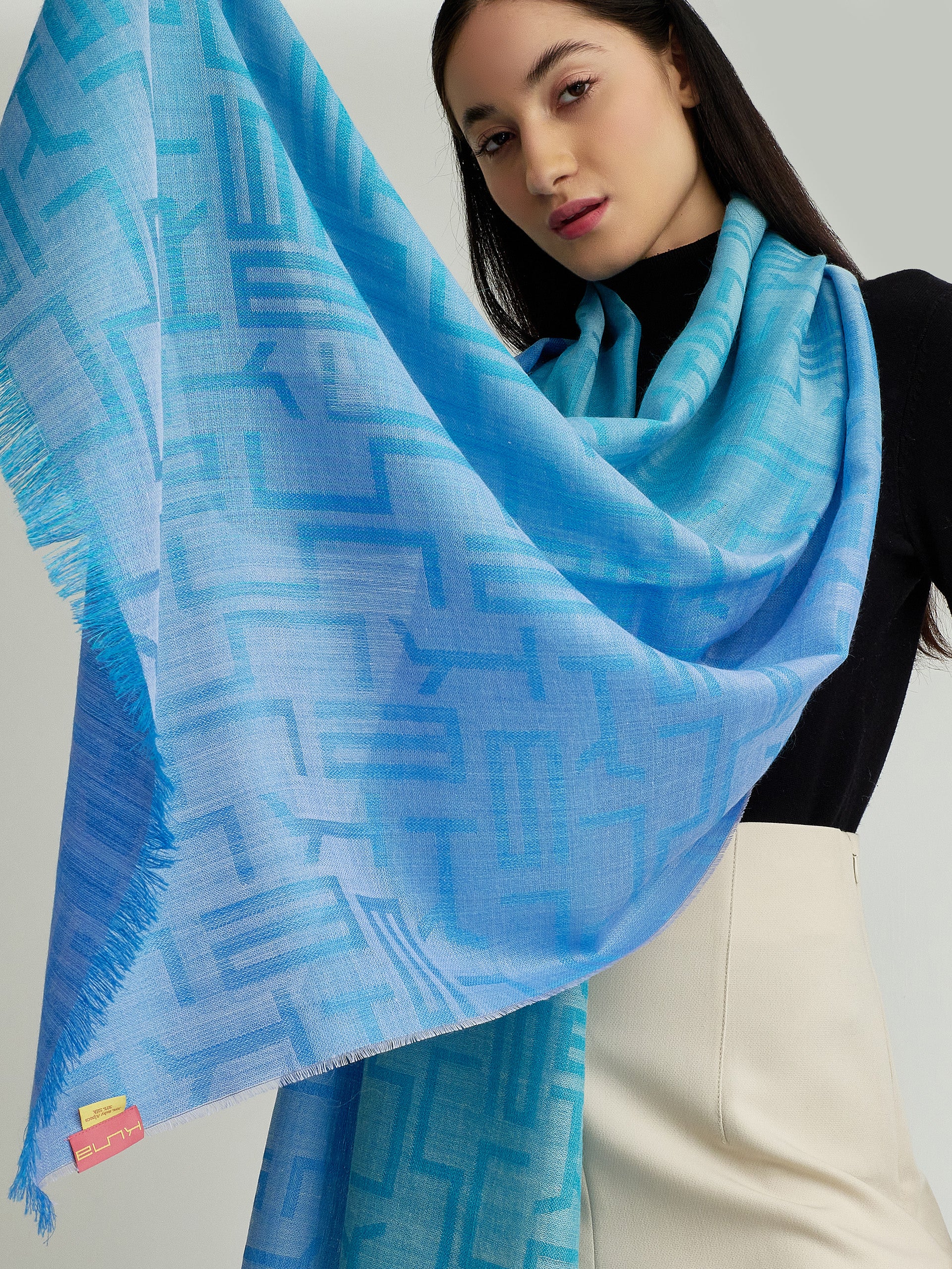 Wasser Shawl Baby Alpaca Color Blue - Image 3