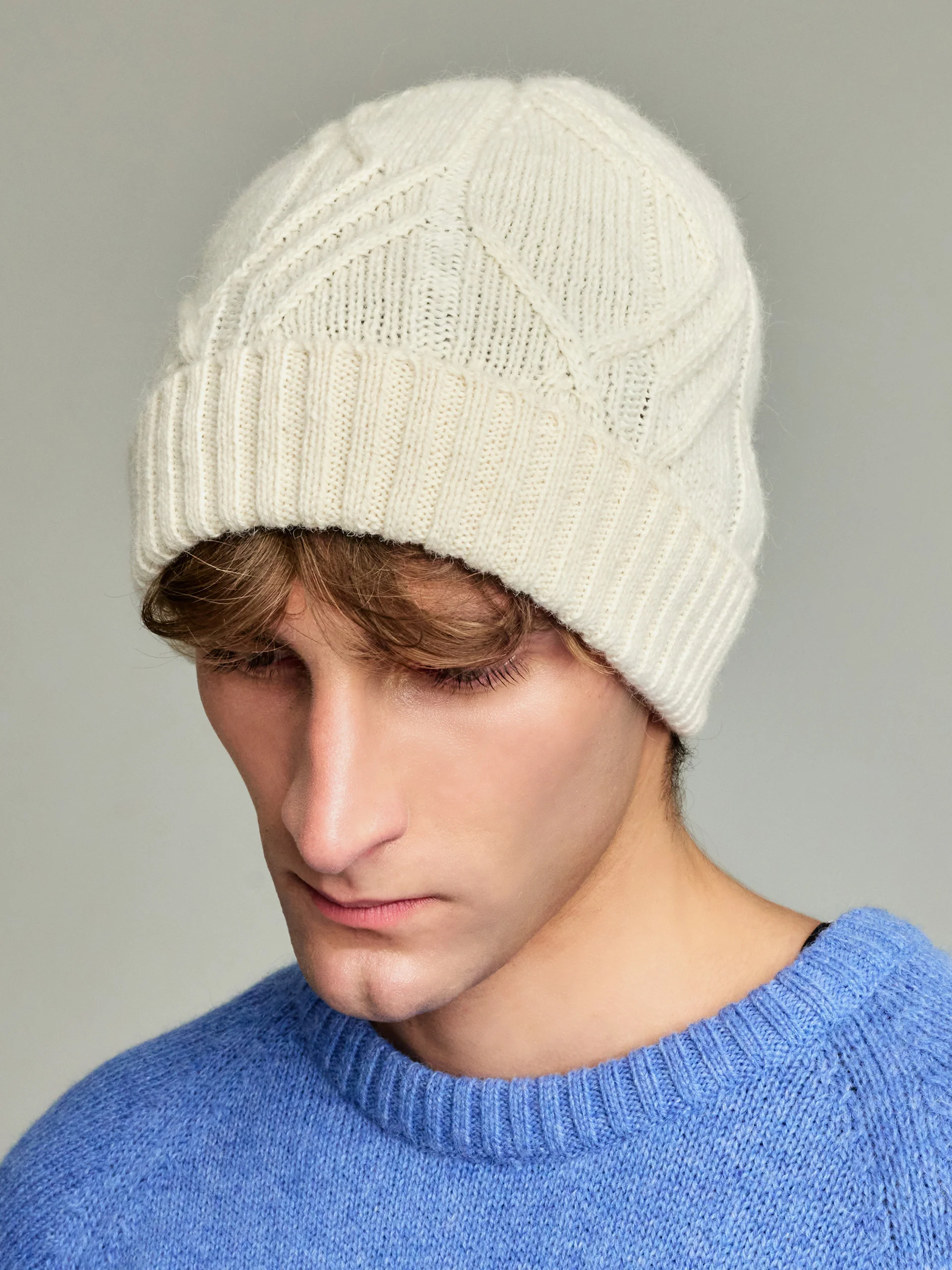 Yann Hat Baby Alpaca Color Ecru - Image 5