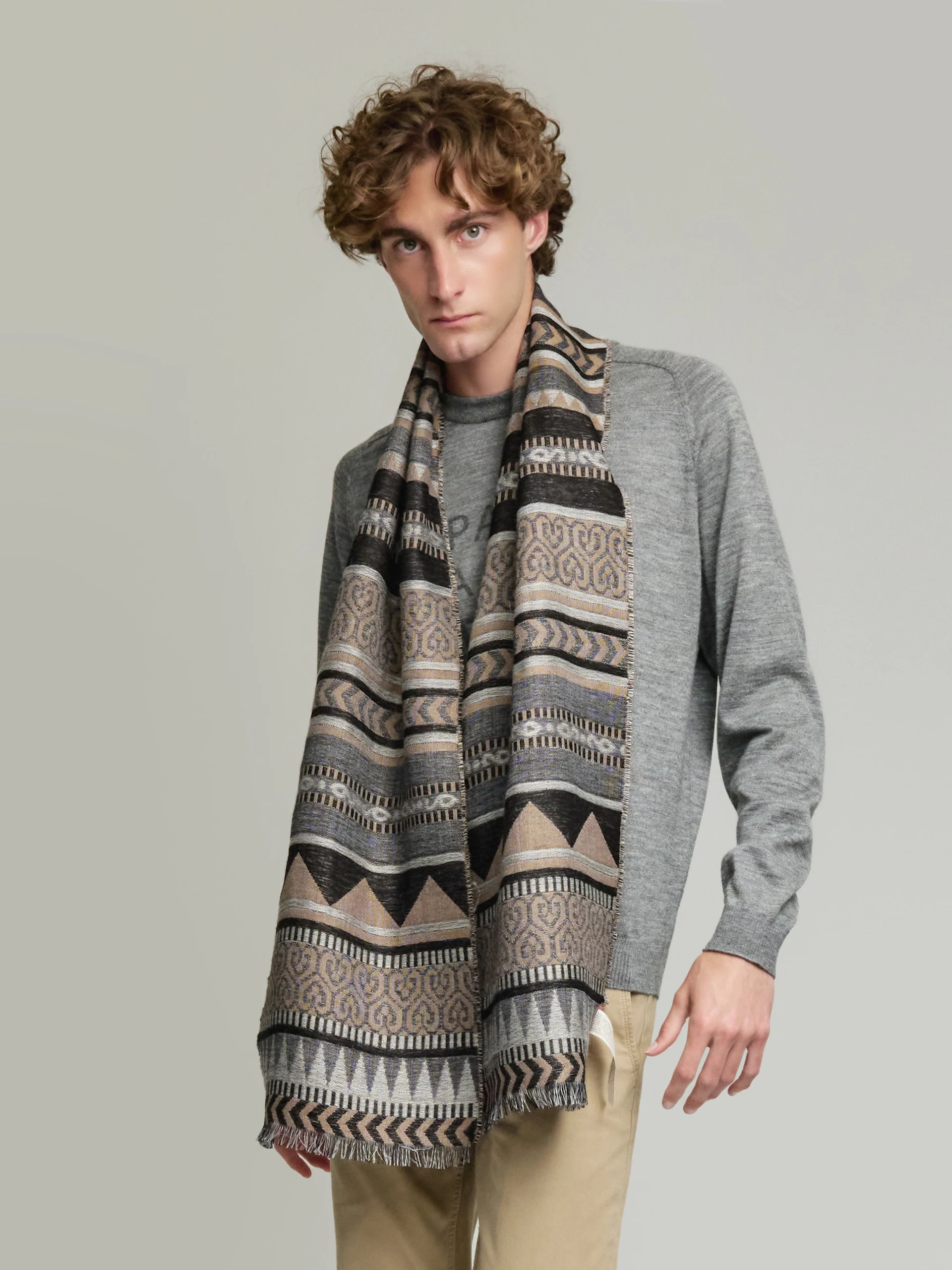 Yaranga Scarf Baby Alpaca Color Brown/Grey - Image 4