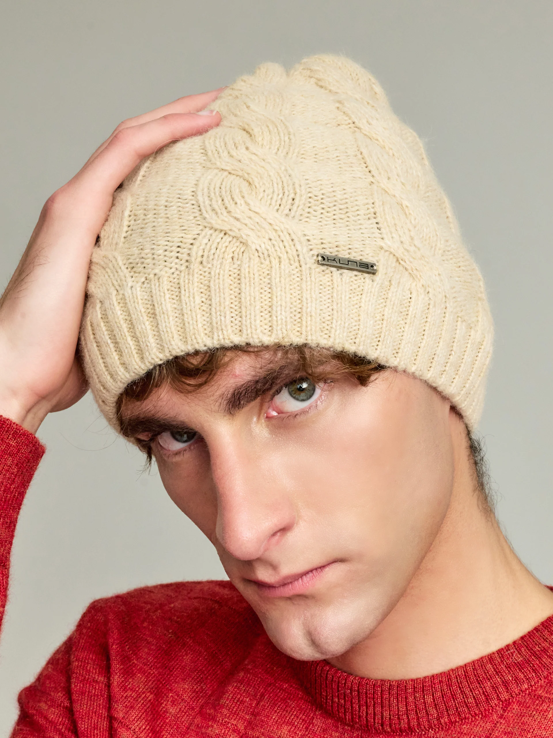 Yarela Hat Baby Alpaca Color Beige - Image 5