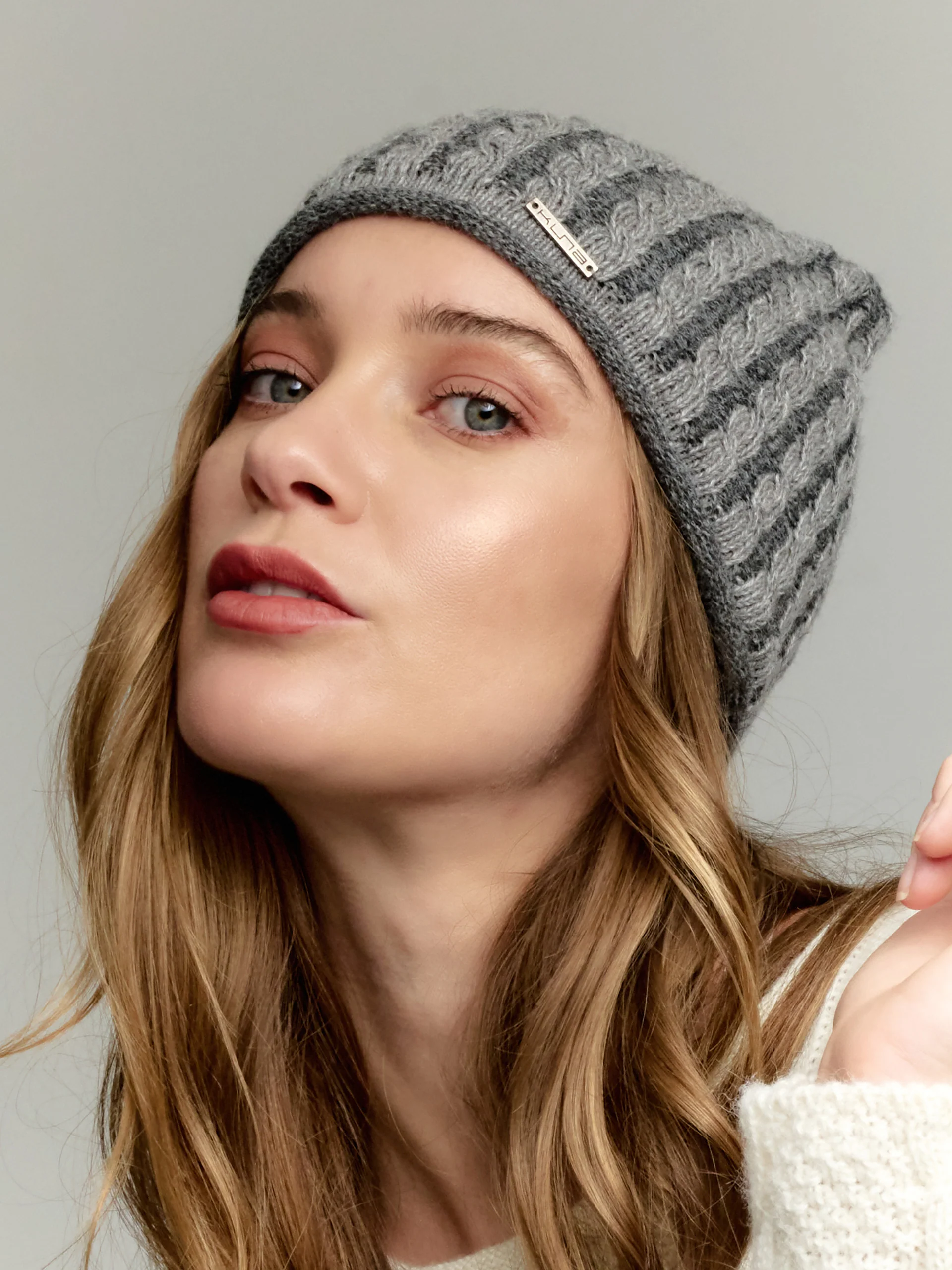 Yasikov Hat Baby Alpaca Color Grey - Image 3