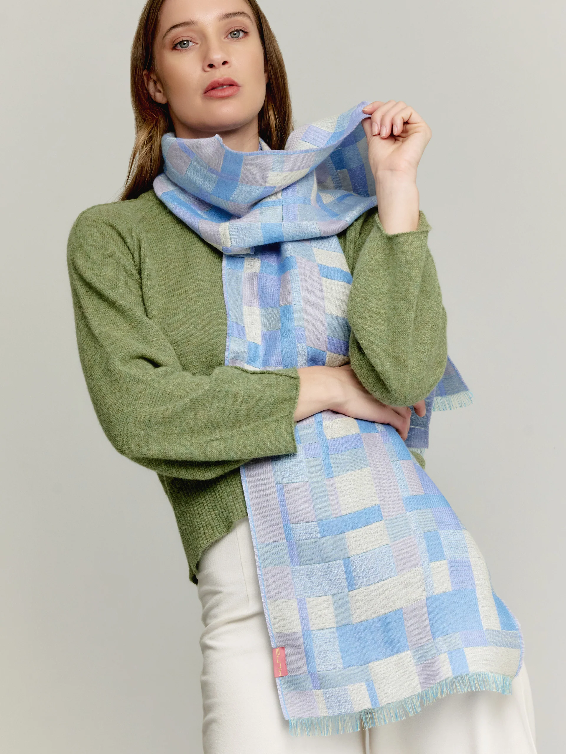 Yatuski Scarf Baby Alpaca Color Light Blue - Image 3