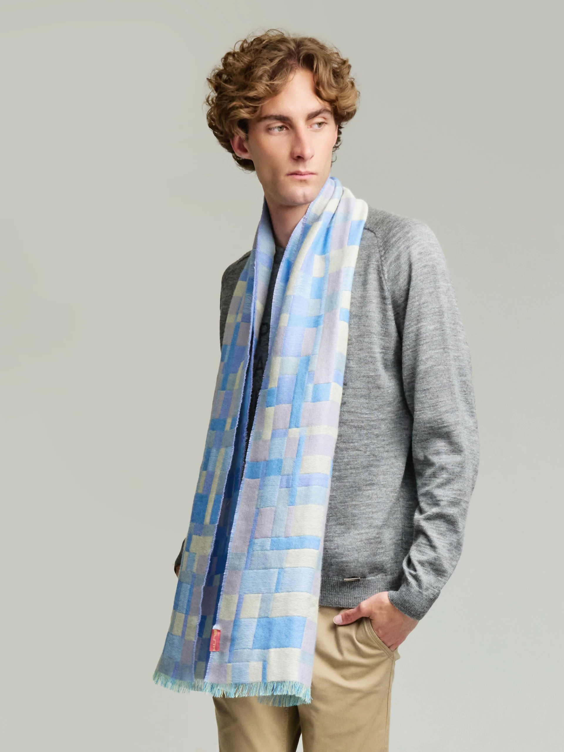Yatuski Scarf Baby Alpaca Color Light Blue - Image 4
