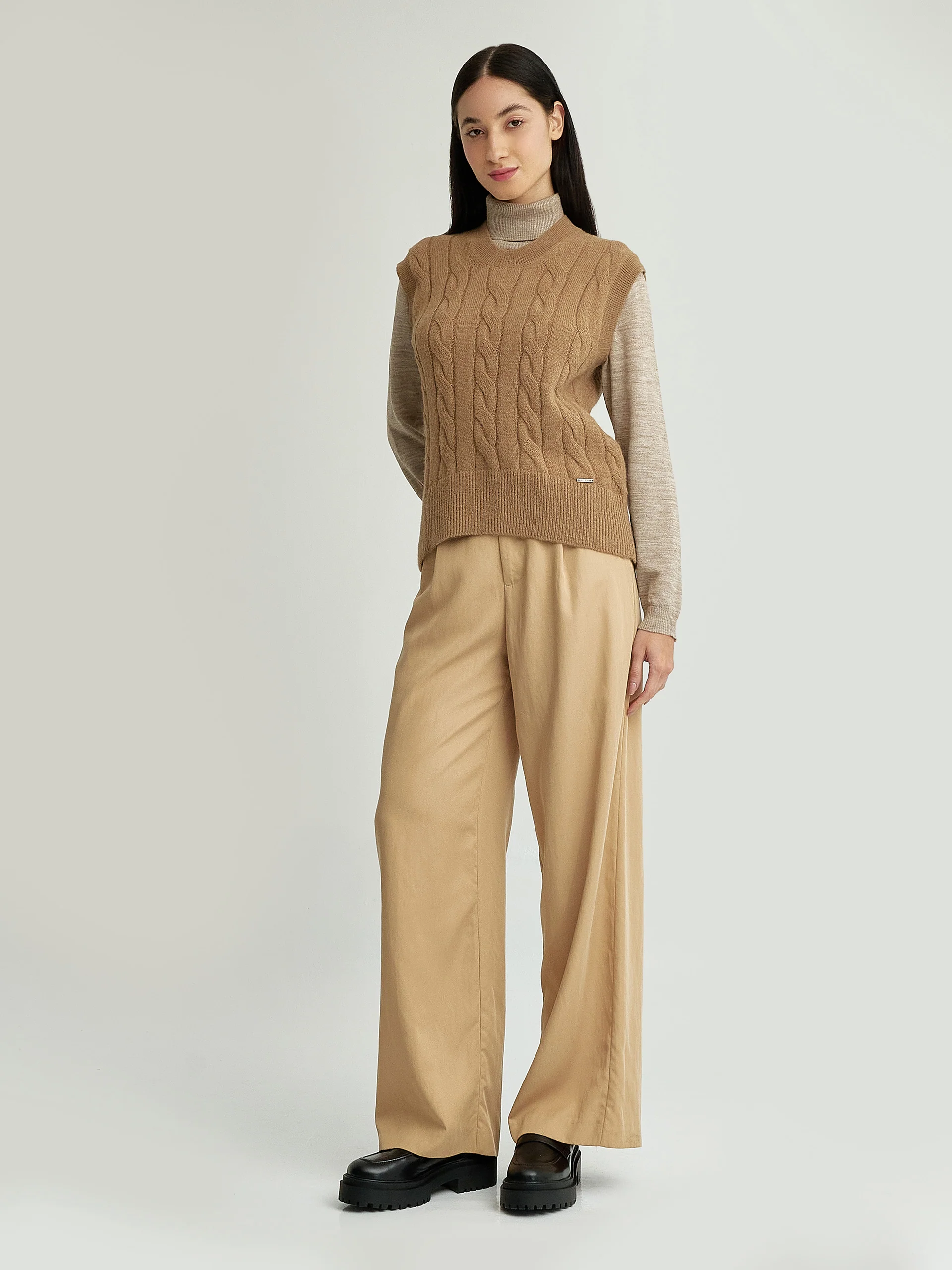 Yessica Vest Baby Alpaca Color Camel - Image 4