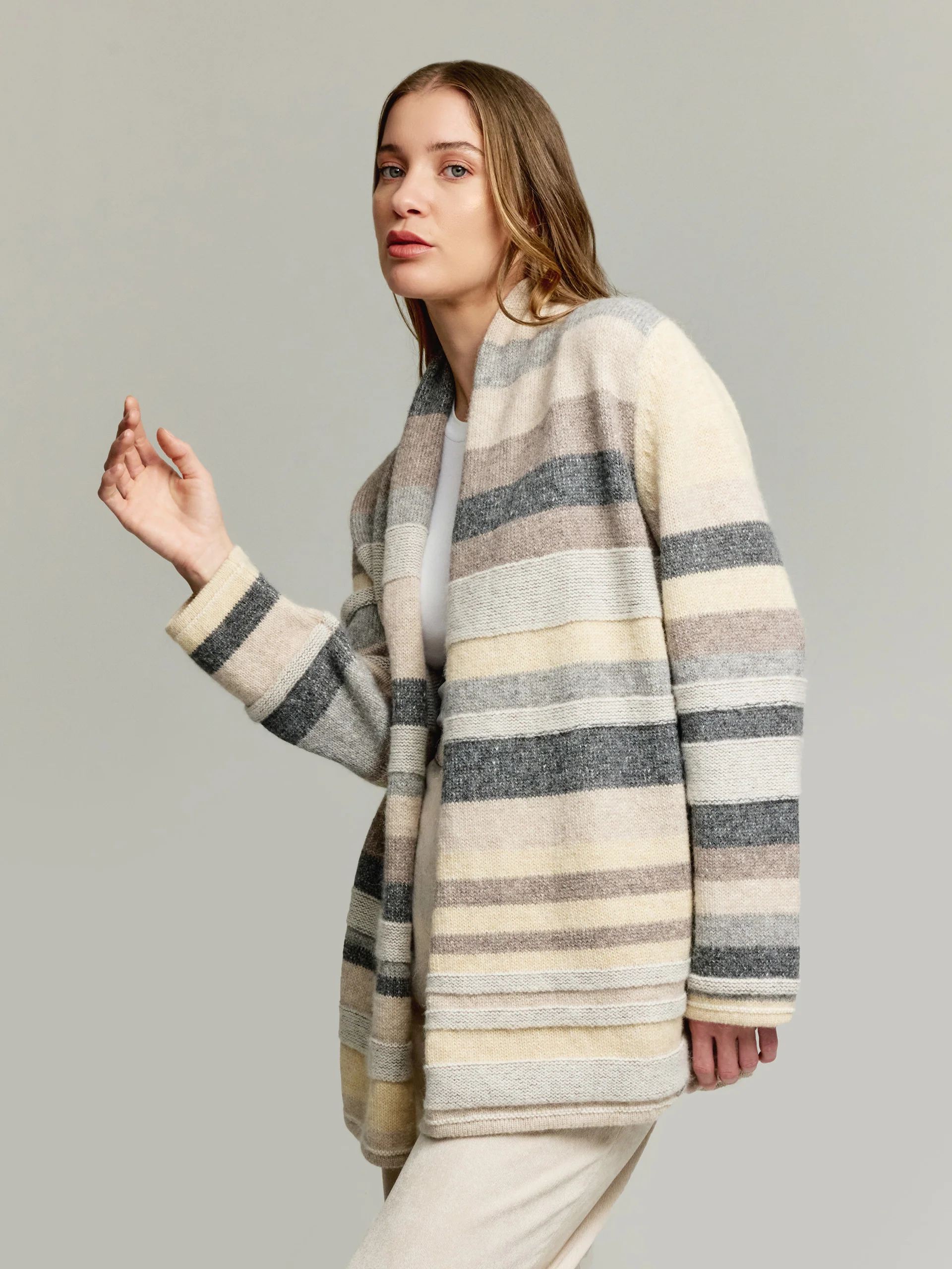 Yesterday Cardigan Baby Alpaca Color Beige - Image 2