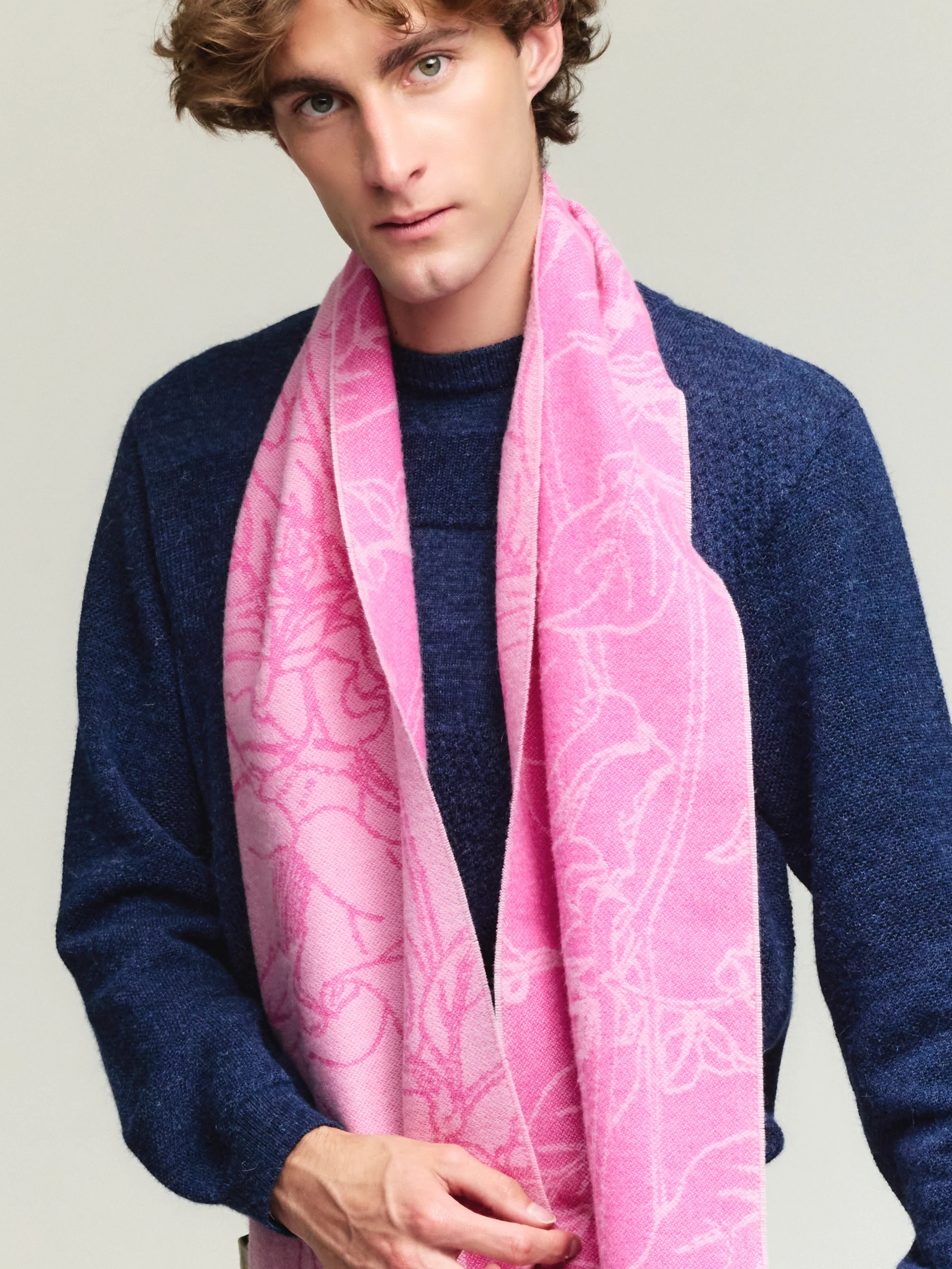 Yetzael Scarf Baby Alpaca Color Fuchsia - Image 5