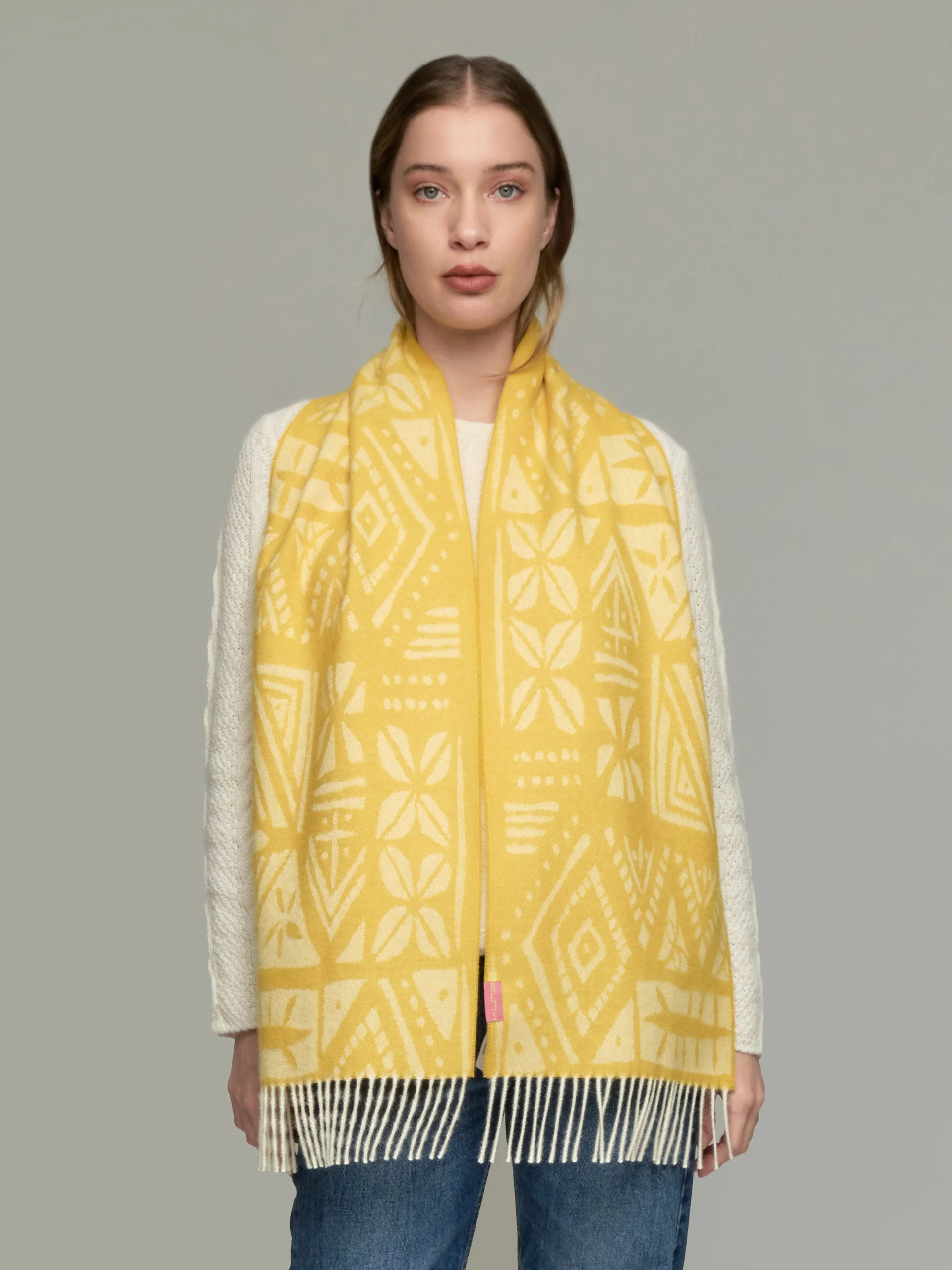 Yetzali Scarf Baby Alpaca Color Yellow