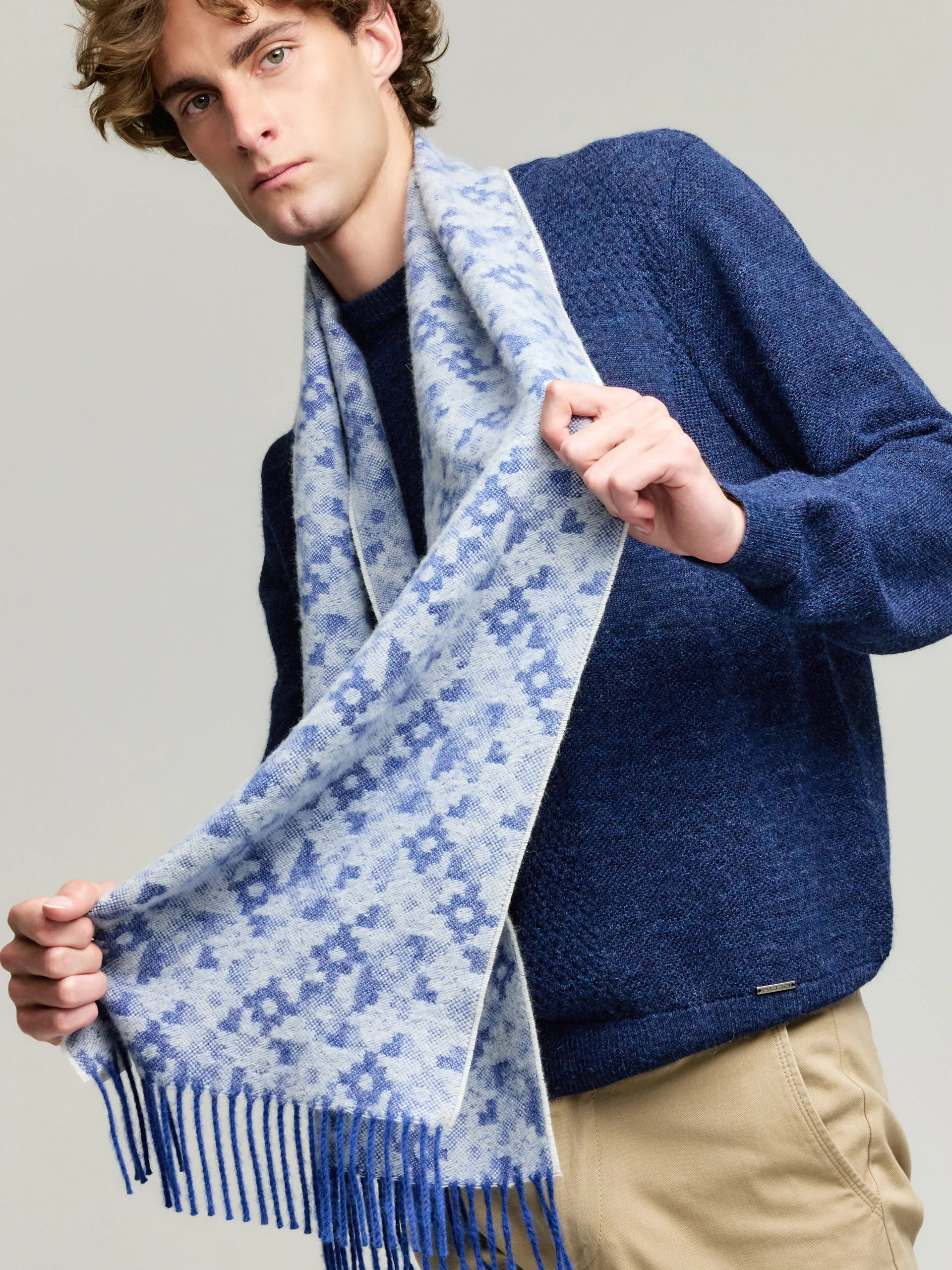 Yldis Scarf Baby Alpaca Color Blue - Image 5