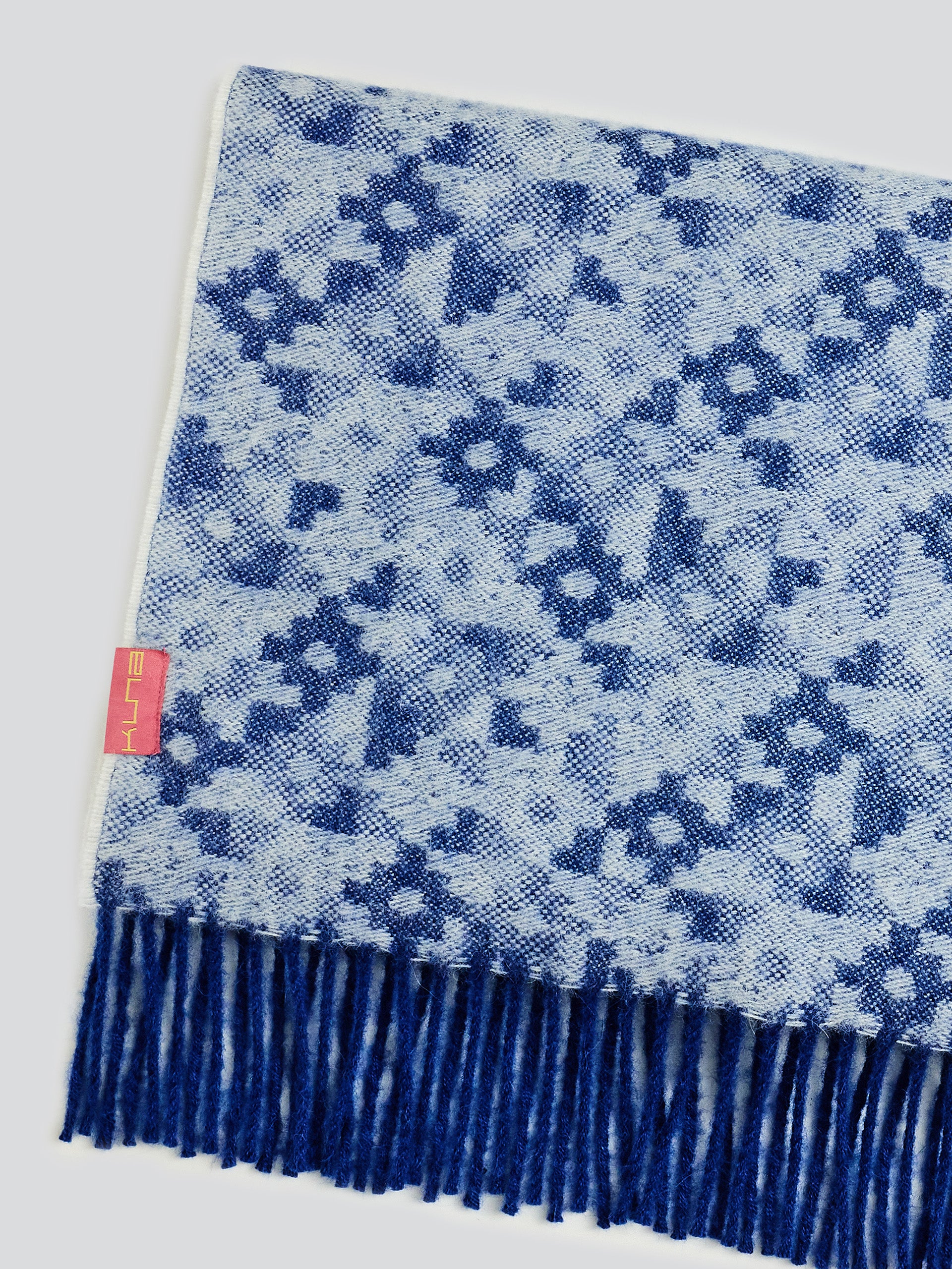 Yldis Scarf Baby Alpaca Color Blue - Image 6