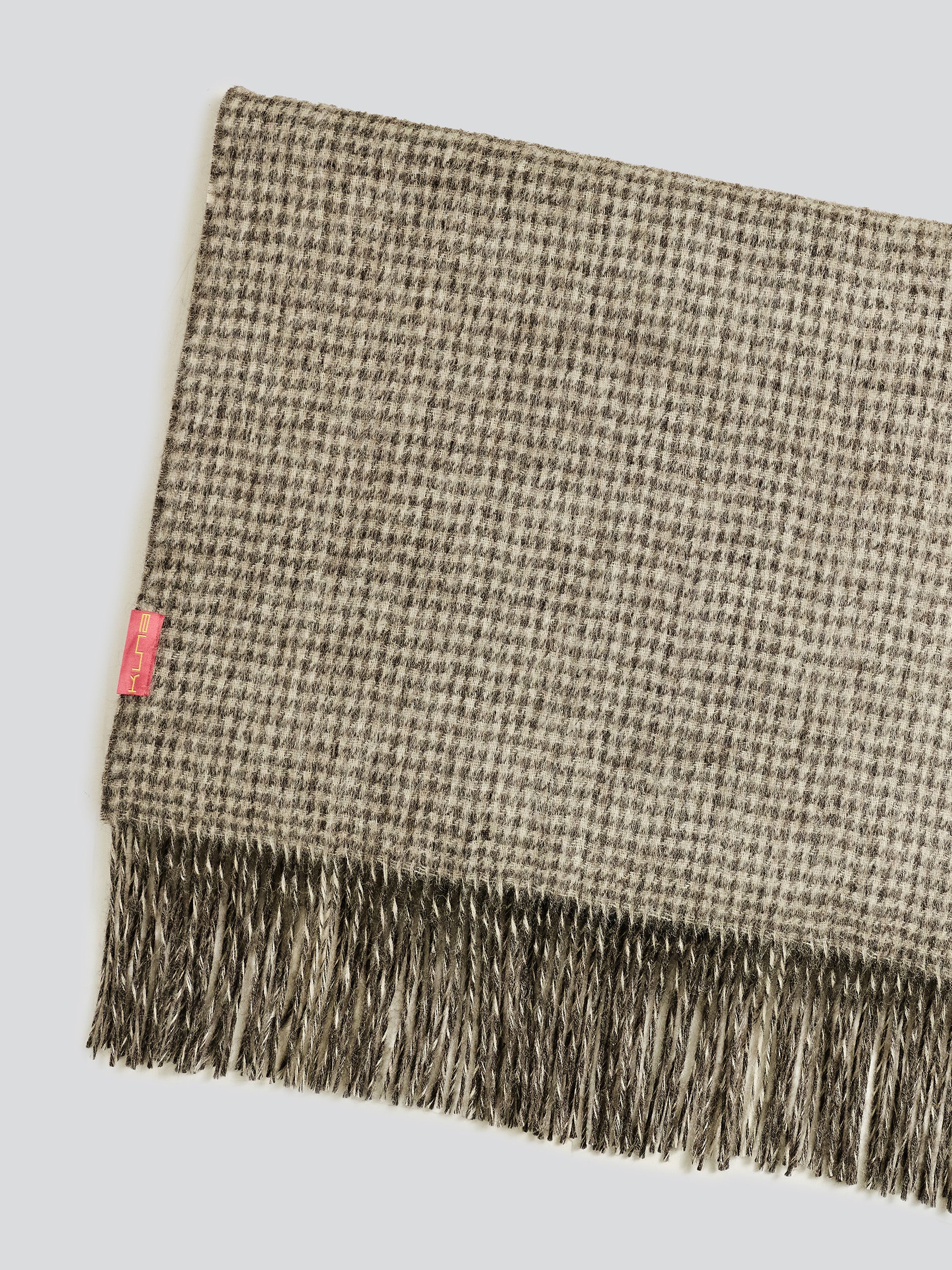Ylenia Shawl Baby Alpaca Color Ecru - Image 6