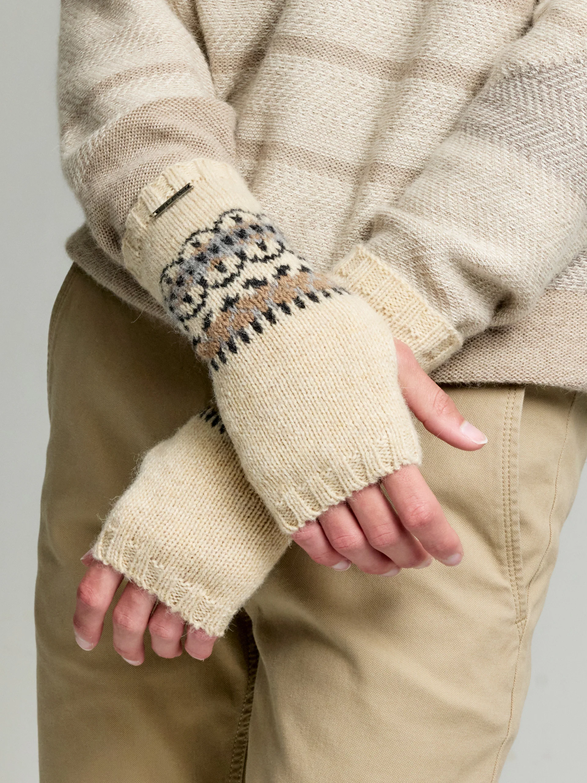 Yoke Gloves Gloves Baby Alpaca Color Beige - Image 5