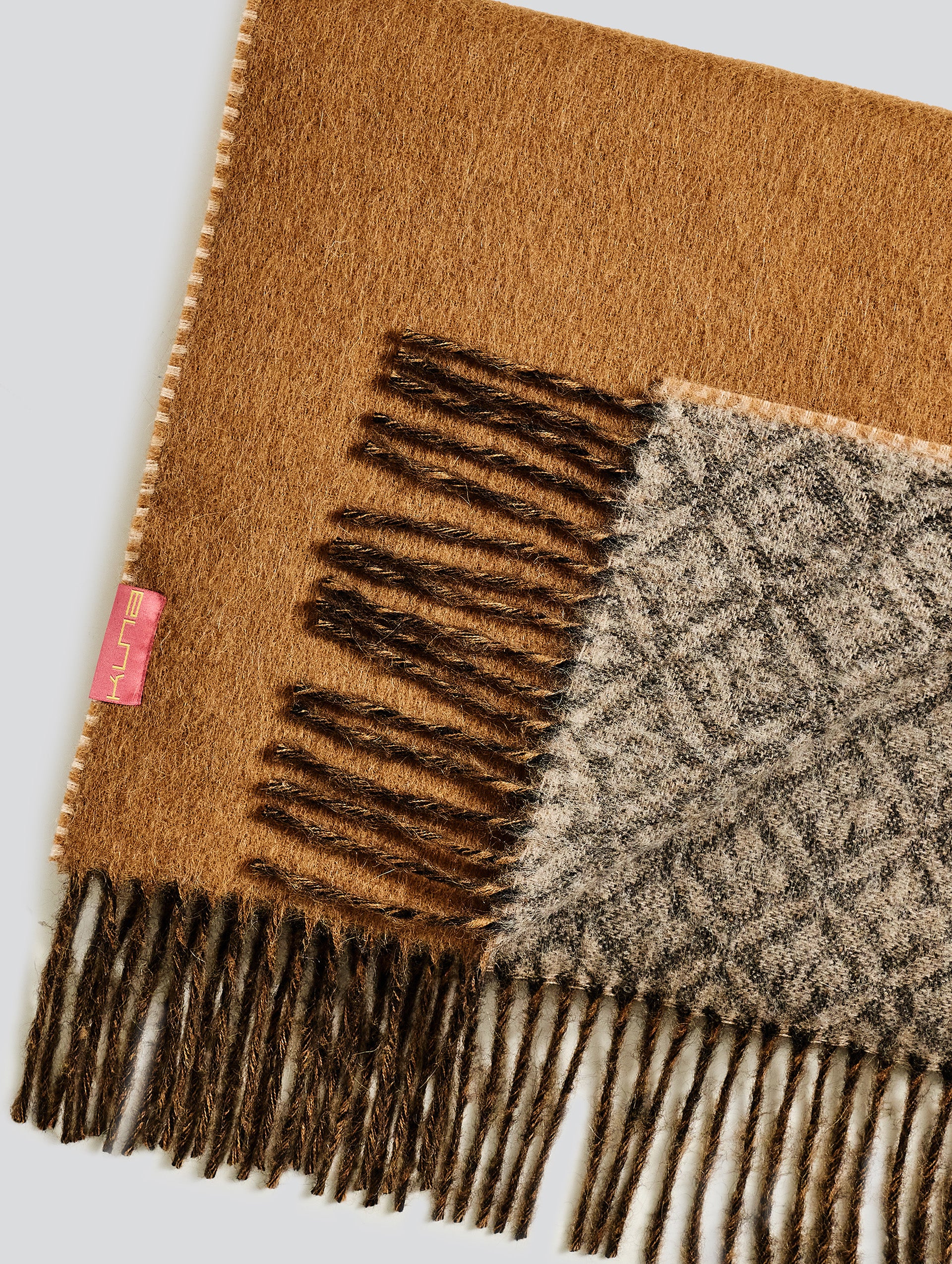 Yokey Scarf Baby Alpaca Color Grey - Image 6
