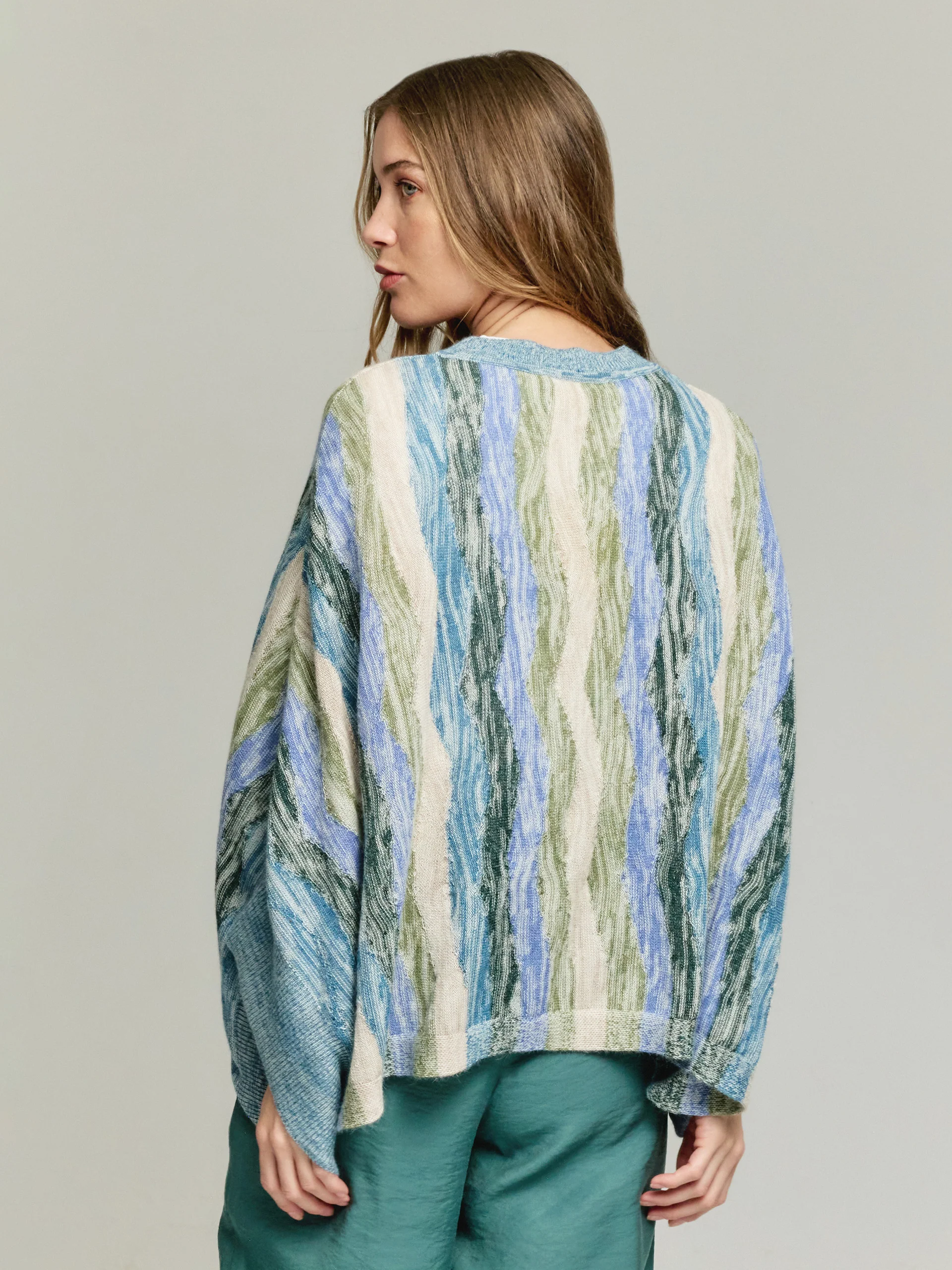 Yola Poncho Baby Alpaca Color Light Blue - Image 3